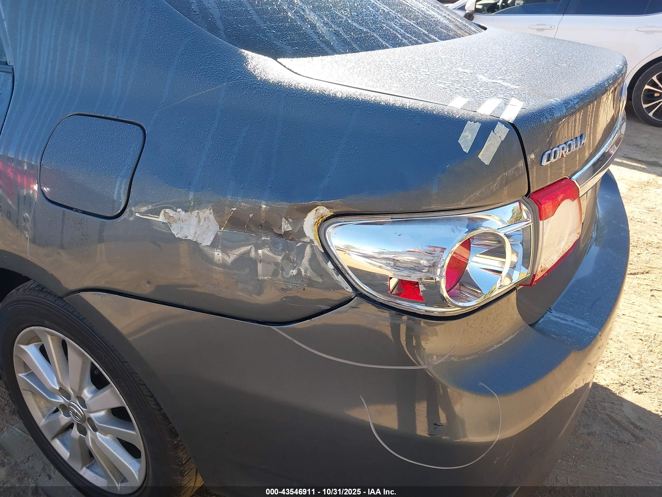TOYOTA COROLLA image 6