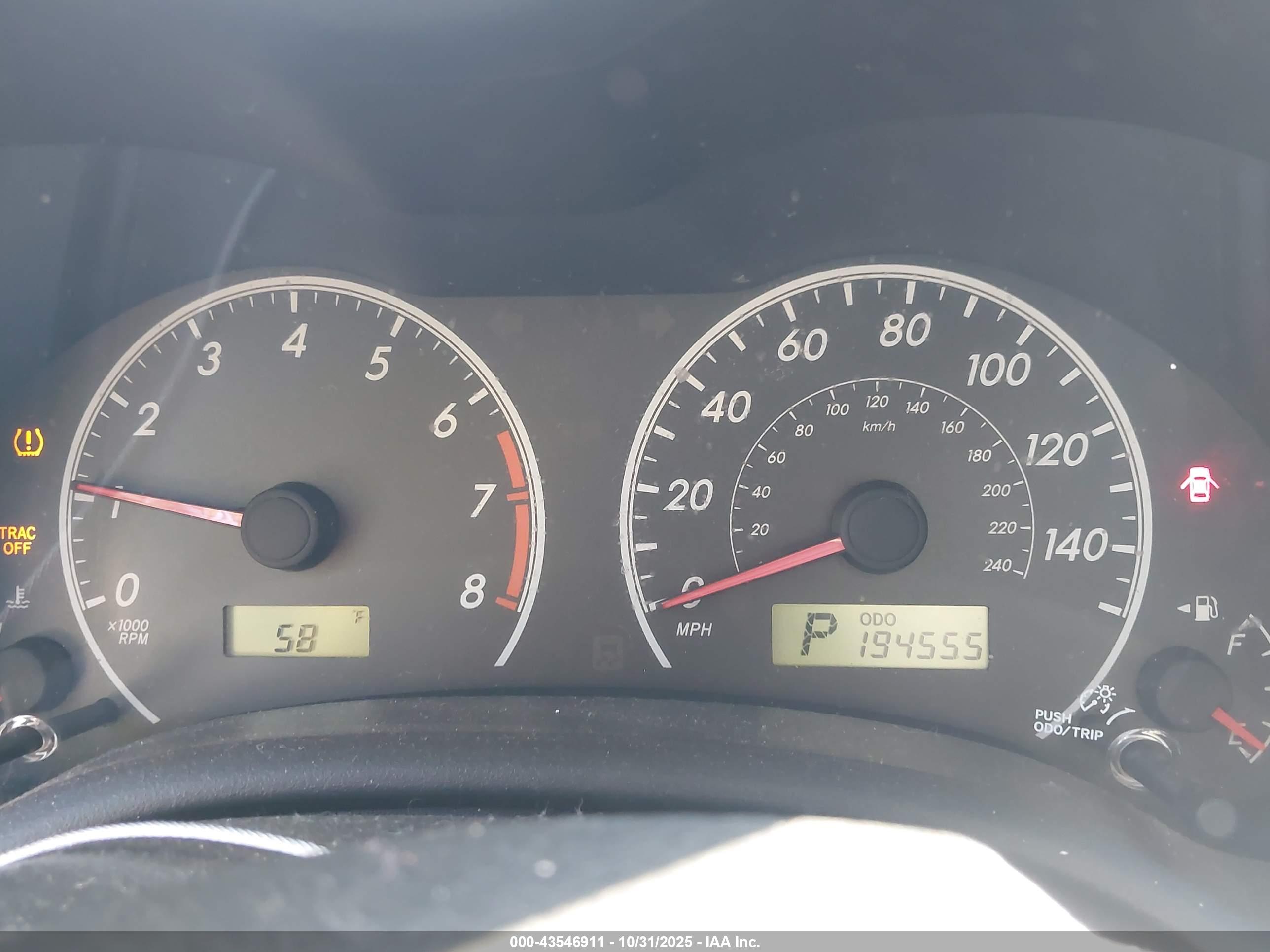TOYOTA COROLLA image 7