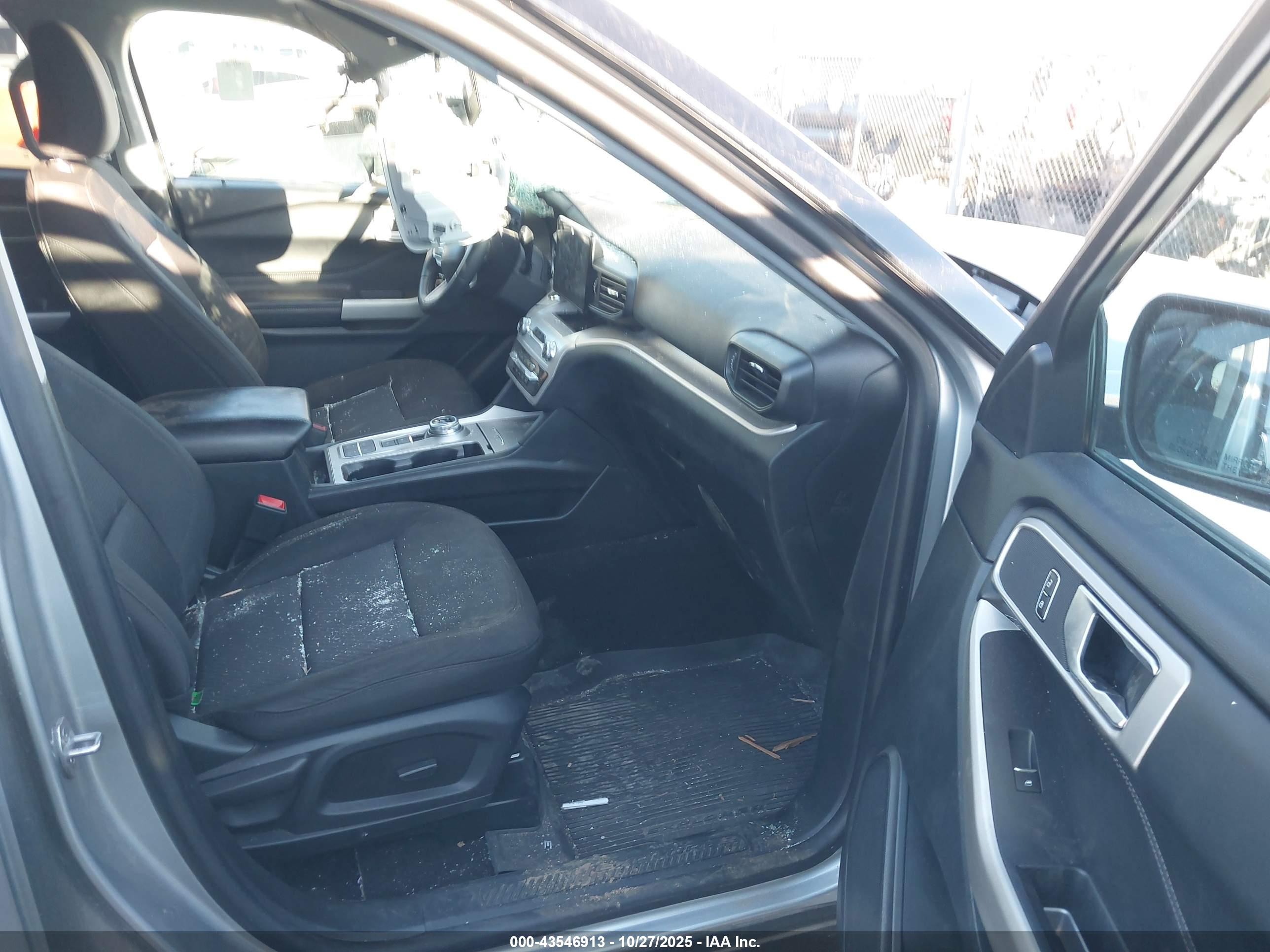 FORD EXPLORER image 5