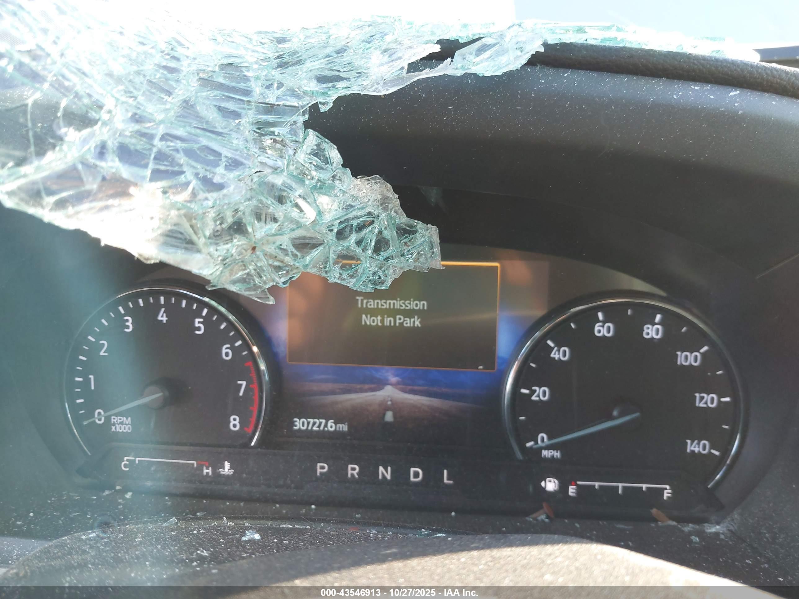 FORD EXPLORER image 7