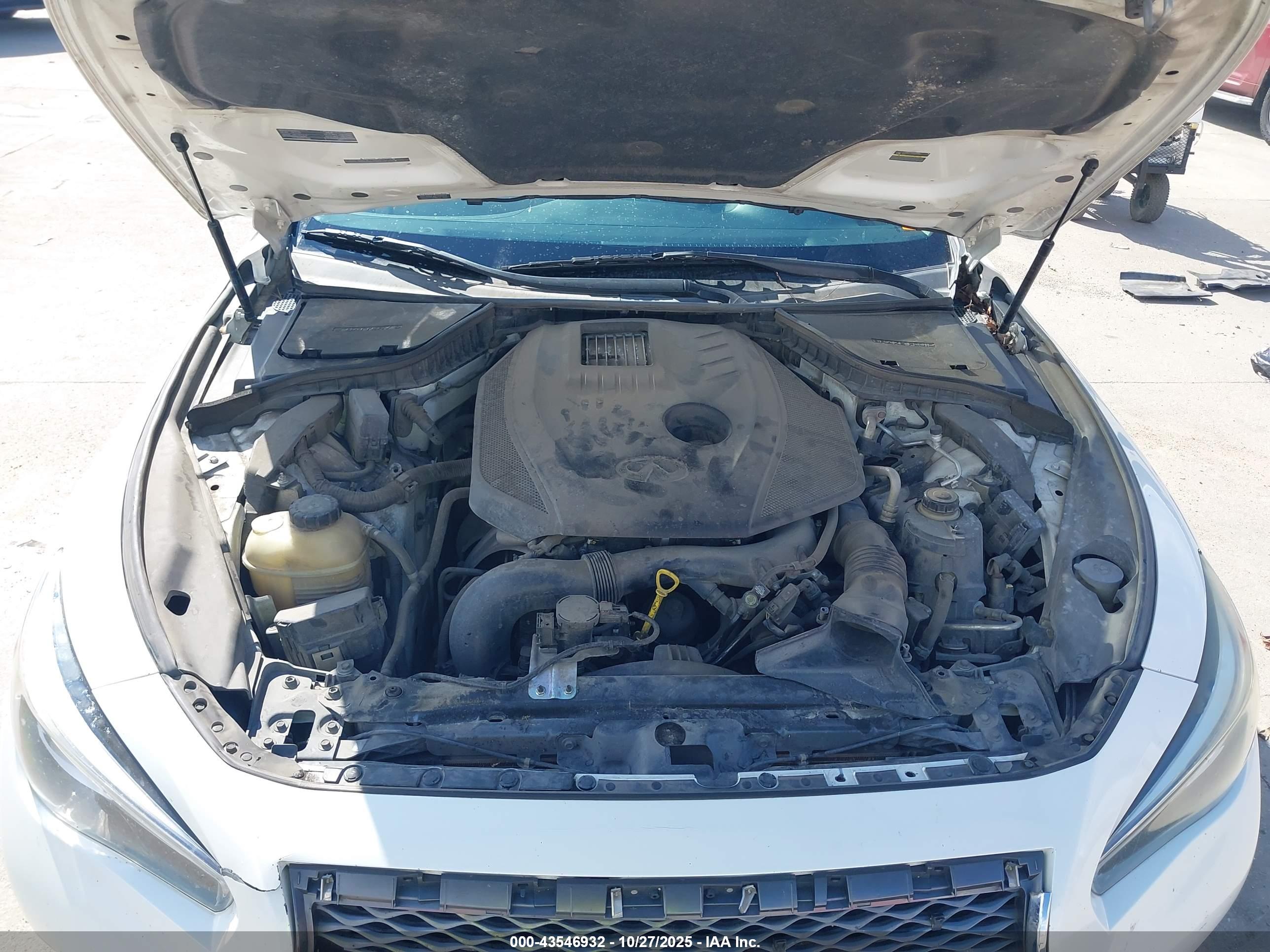 INFINITI Q50 image 10