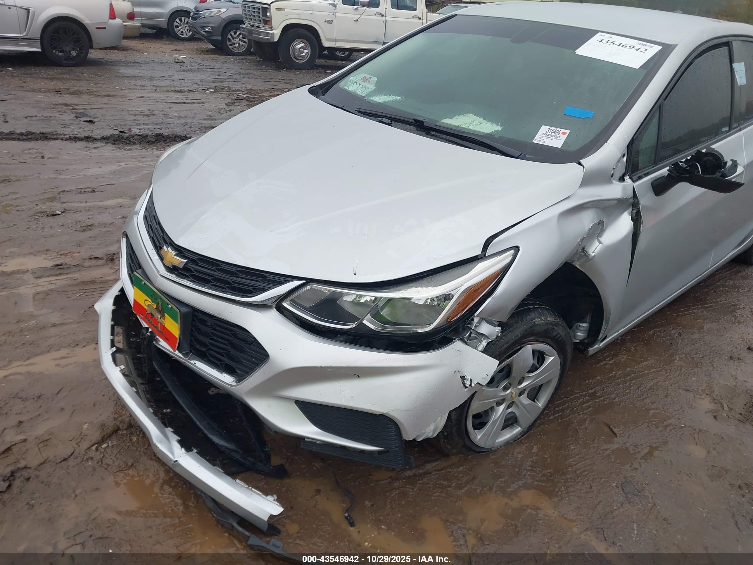 CHEVROLET CRUZE image 6