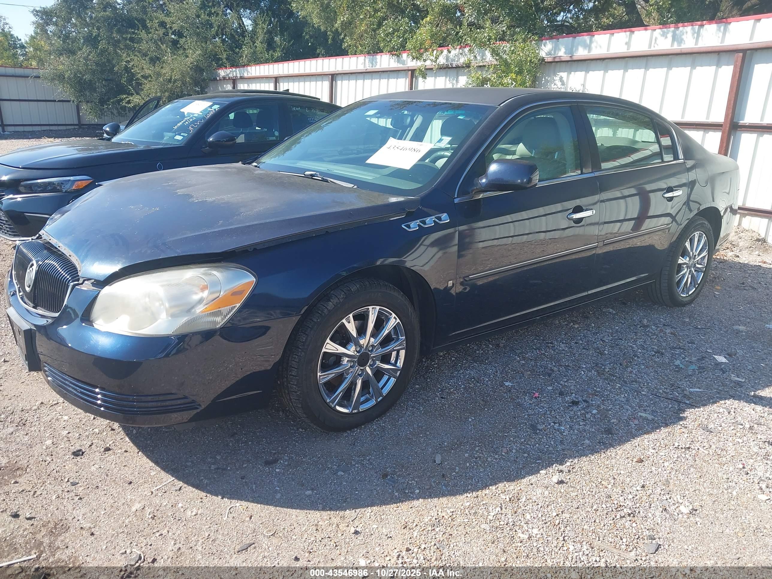 BUICK LUCERNE image 2