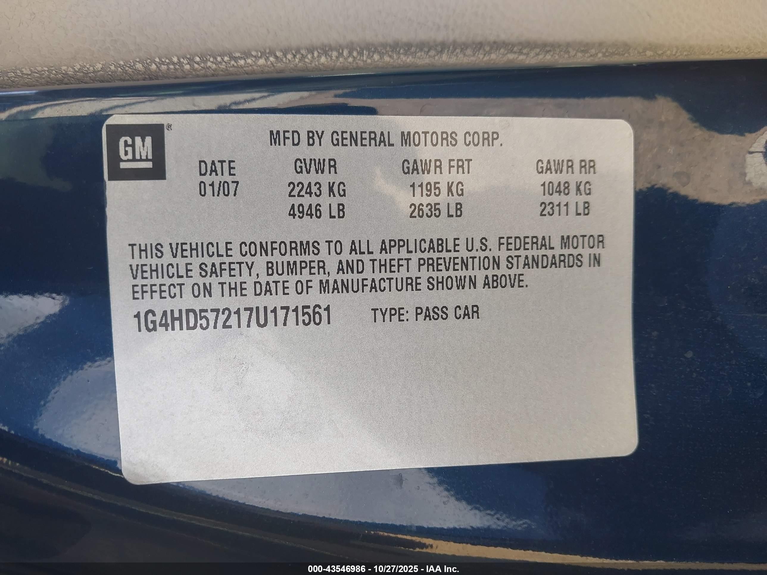 BUICK LUCERNE image 9