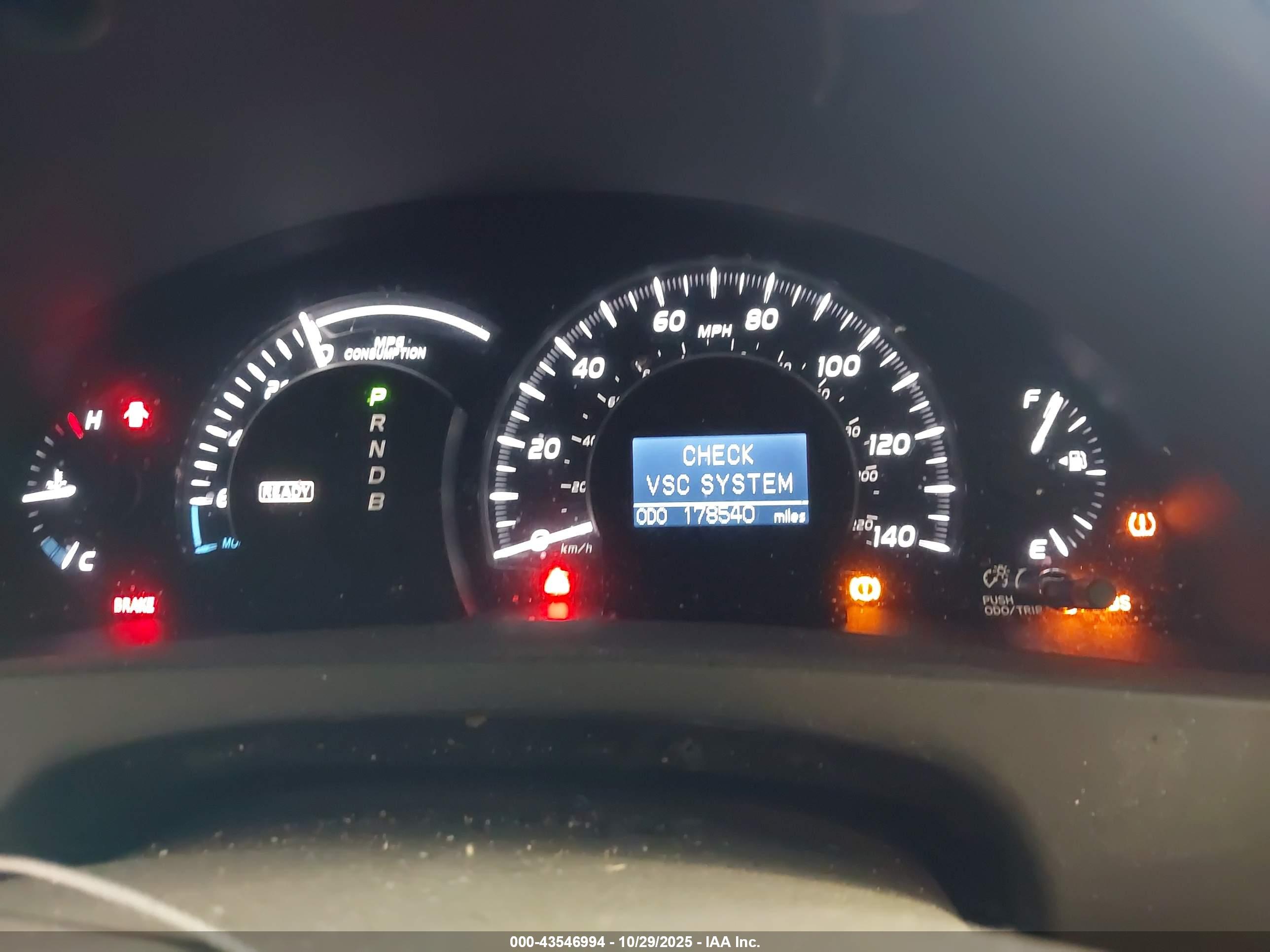 TOYOTA CAMRY image 7