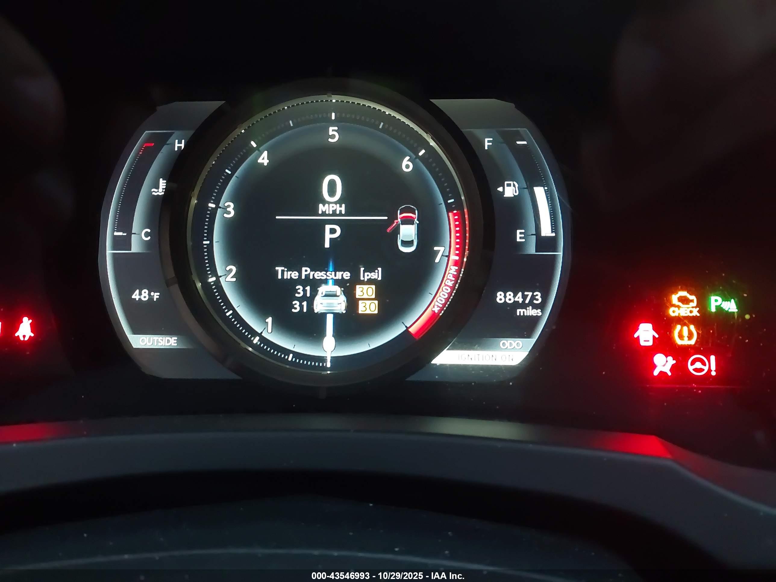 LEXUS RC image 7