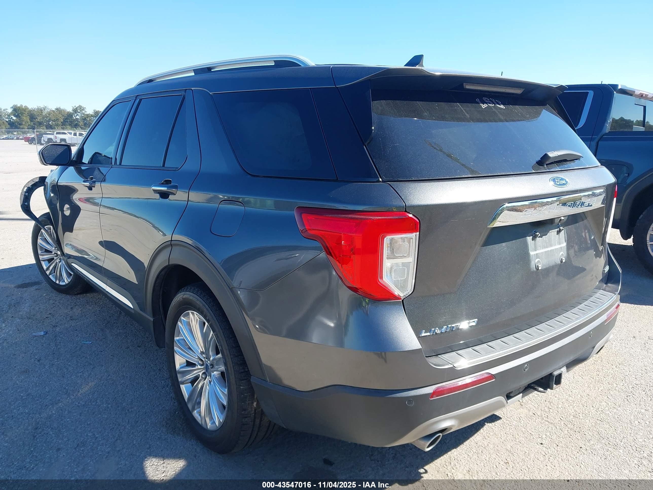 FORD EXPLORER image 3