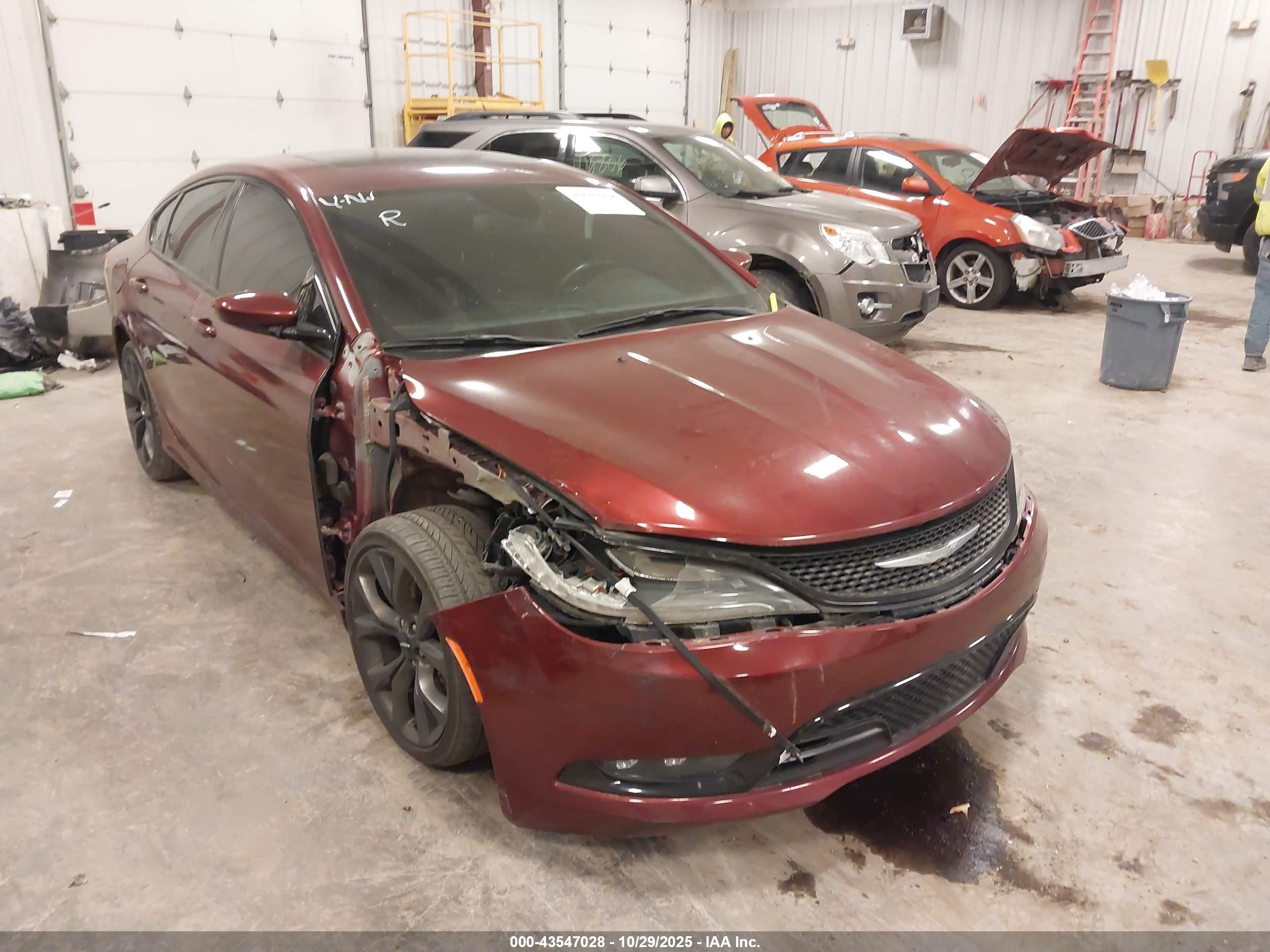 CHRYSLER 200 image 6