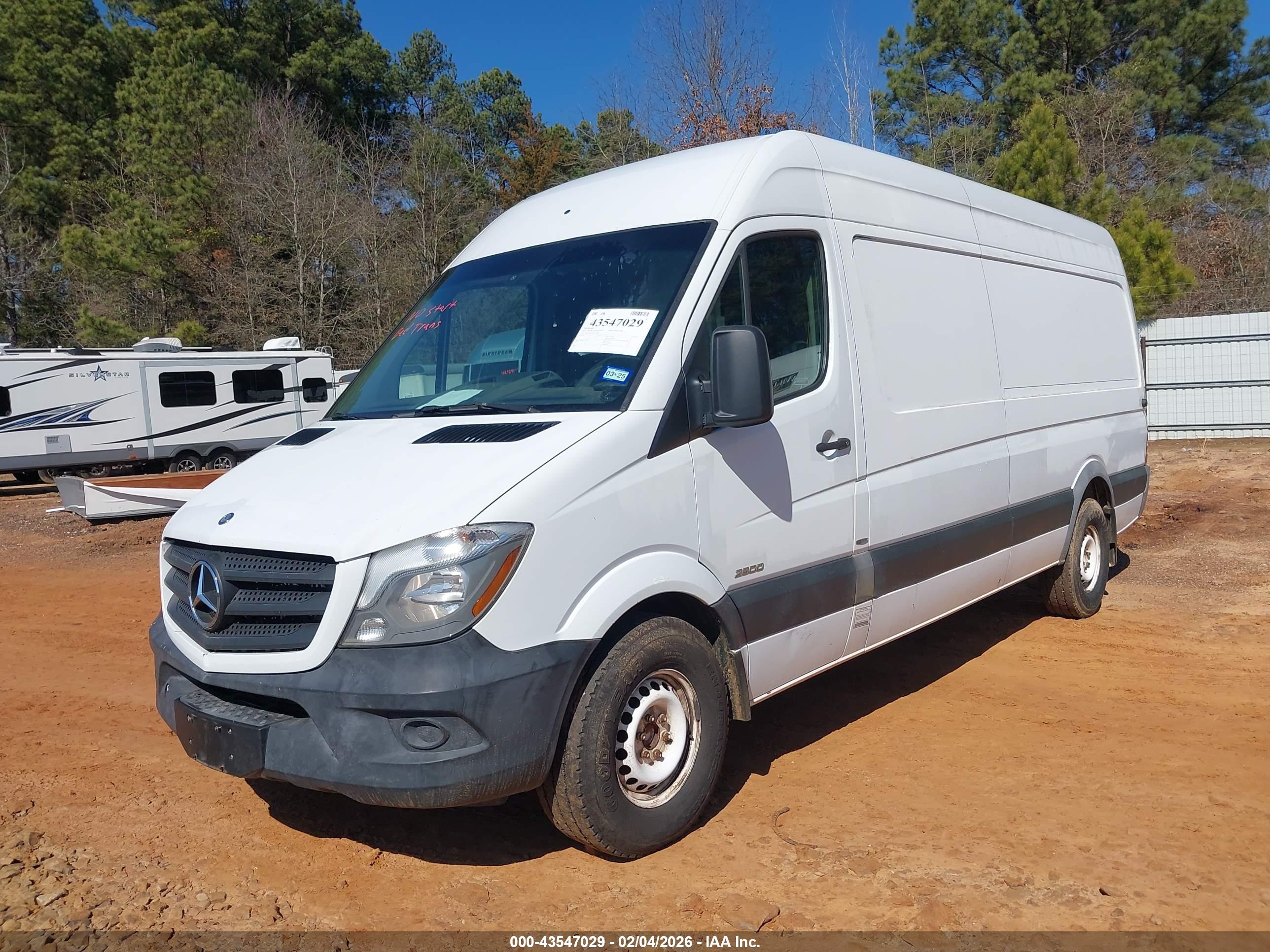MERCEDES-BENZ SPRINTER image 2