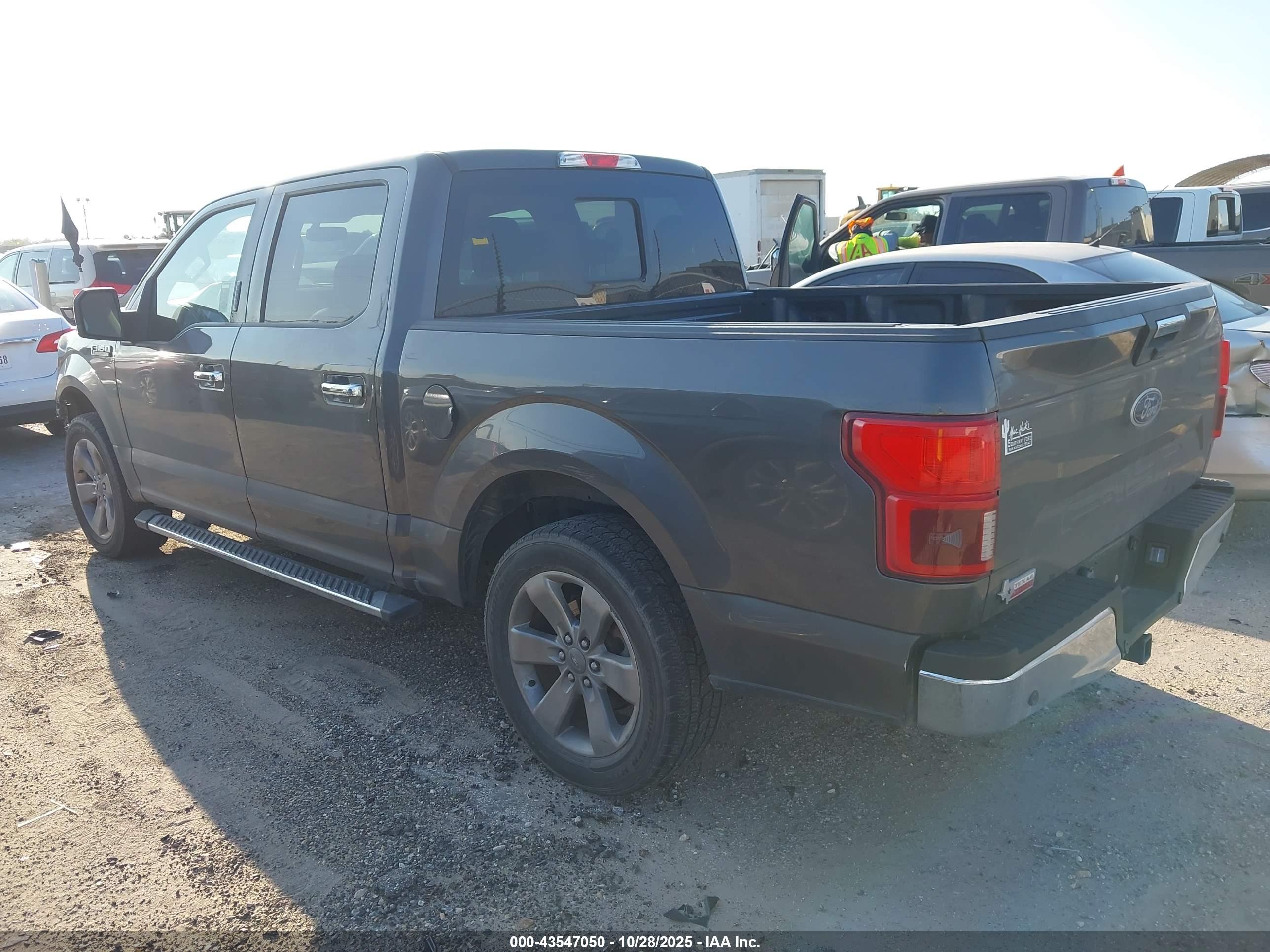 FORD F-150 image 3
