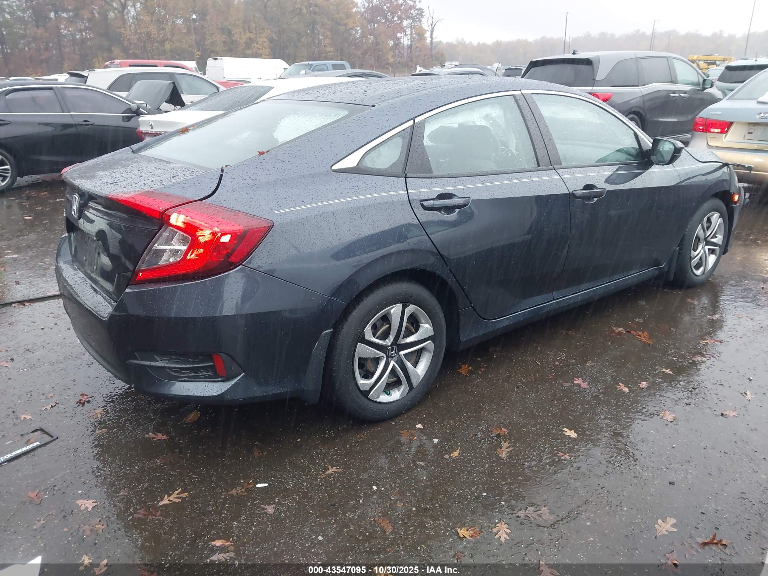 HONDA CIVIC image 4