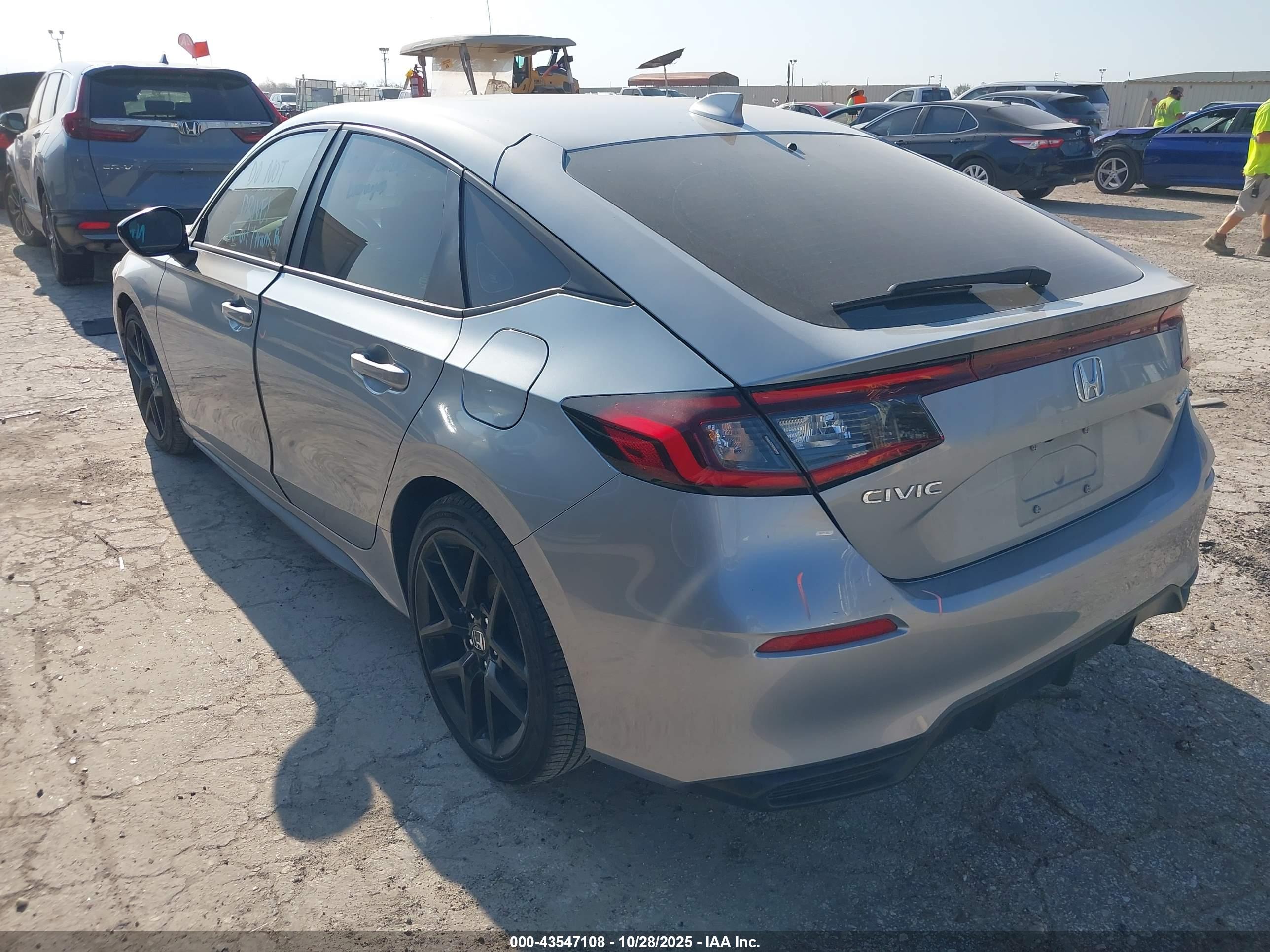 HONDA CIVIC image 3