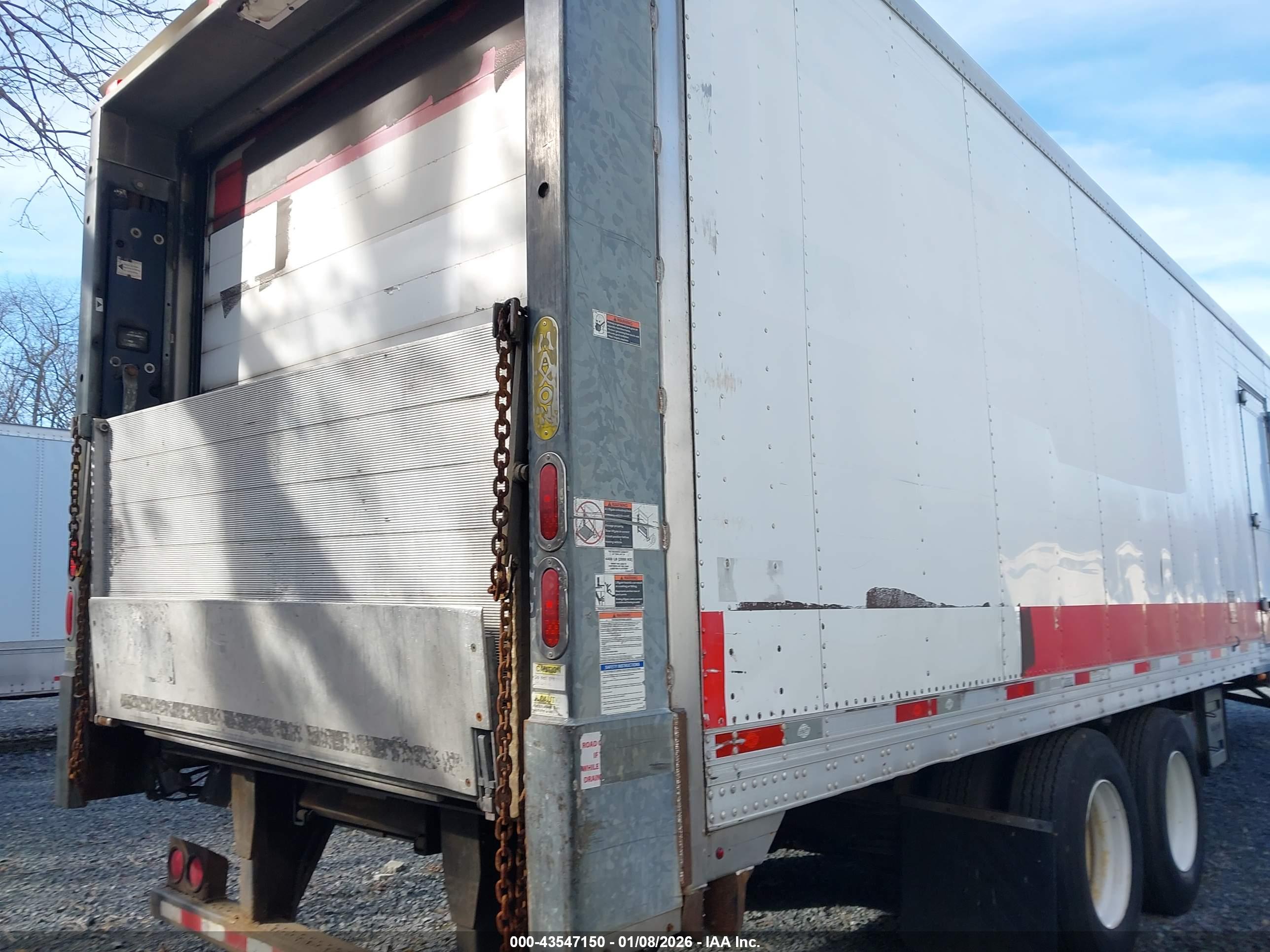 UTILITY TRAILER image 6