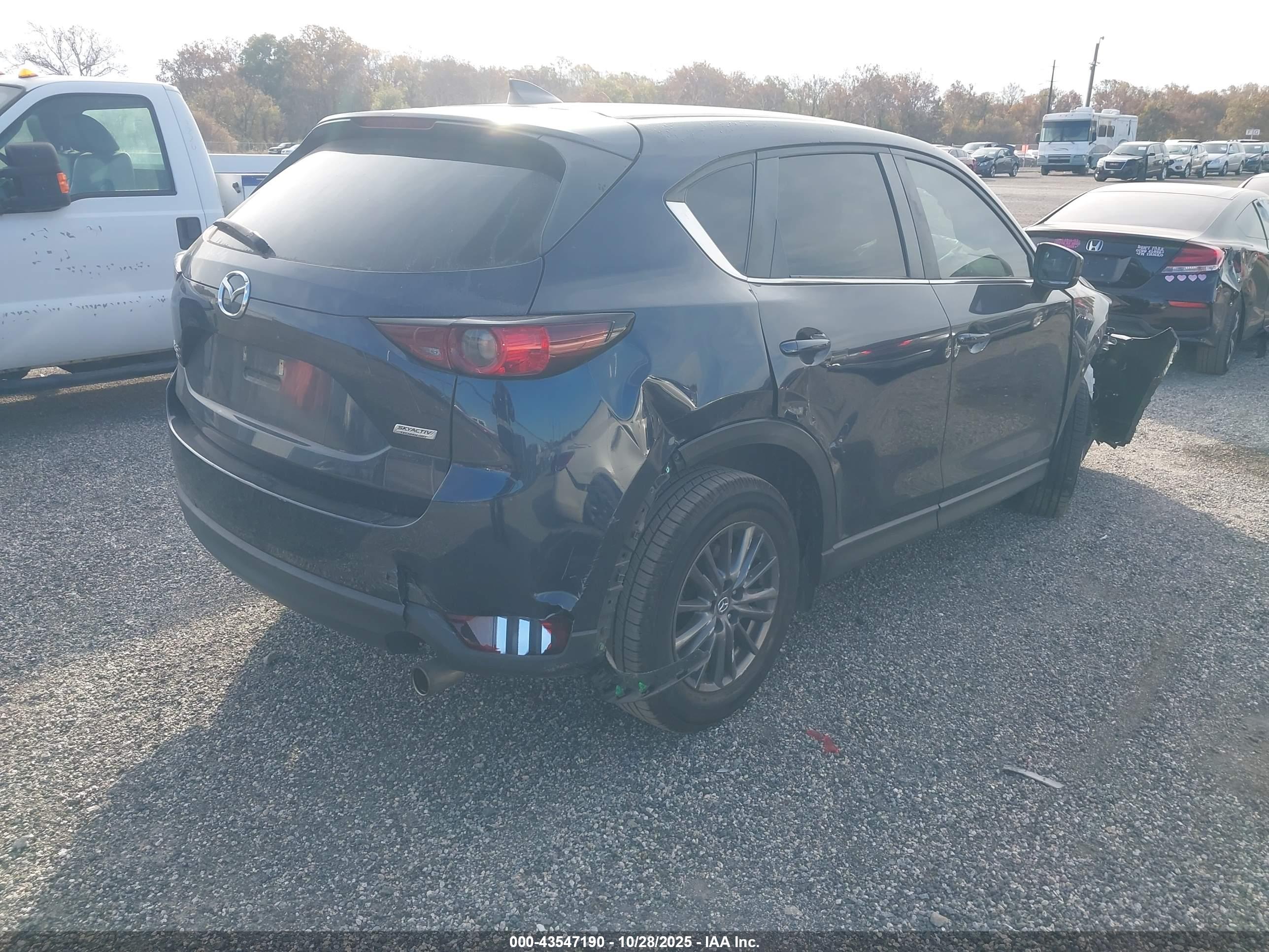 MAZDA CX-5 image 4