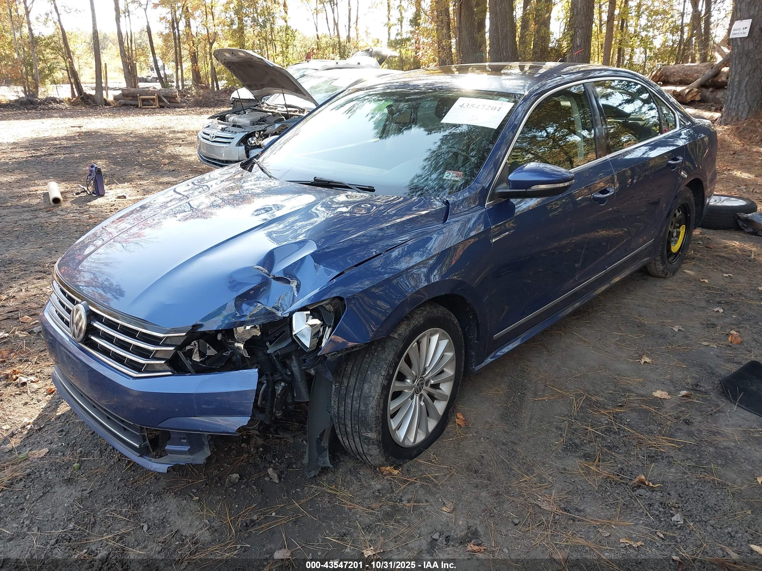 VOLKSWAGEN PASSAT image 2