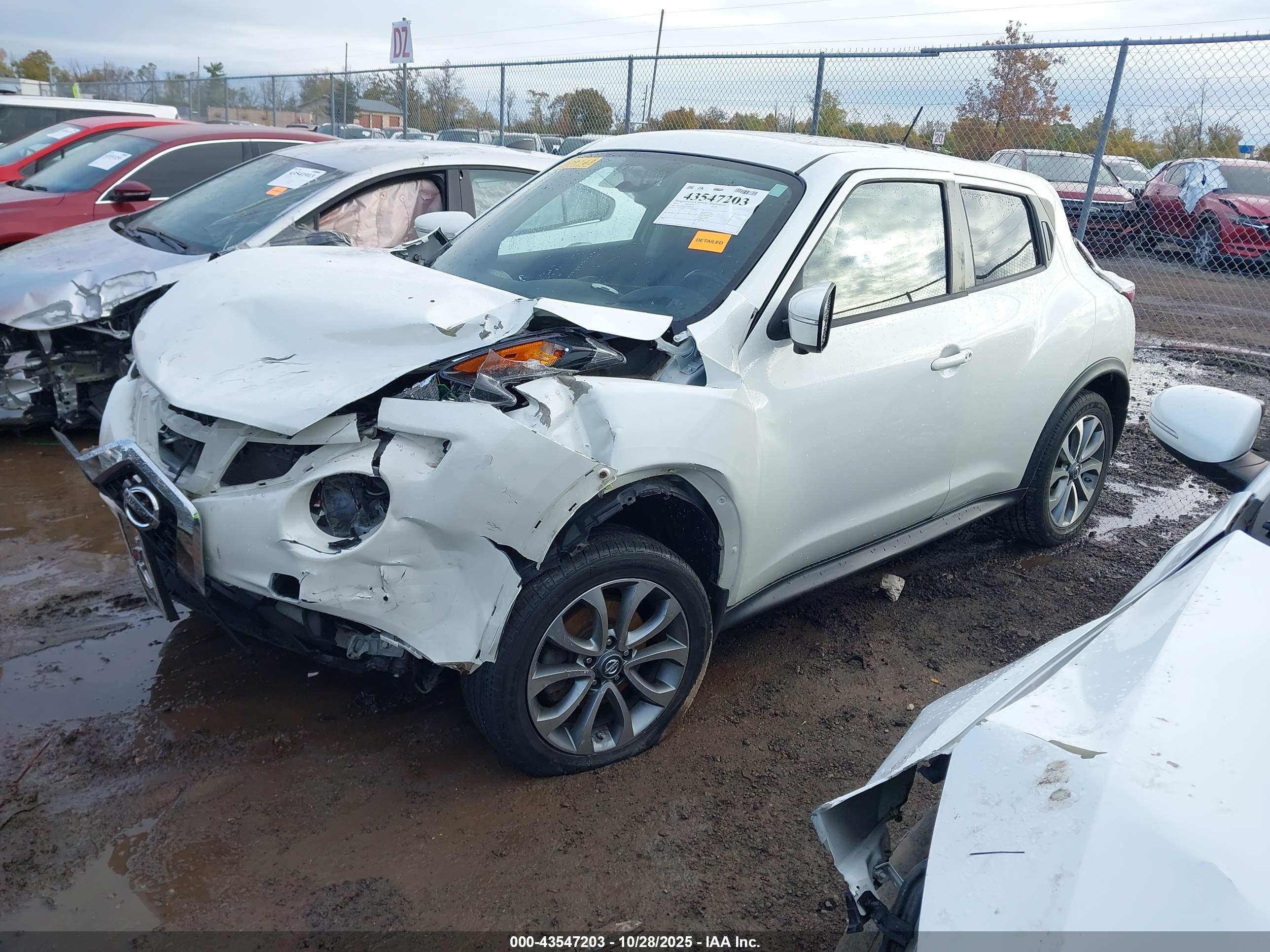 NISSAN JUKE image 2