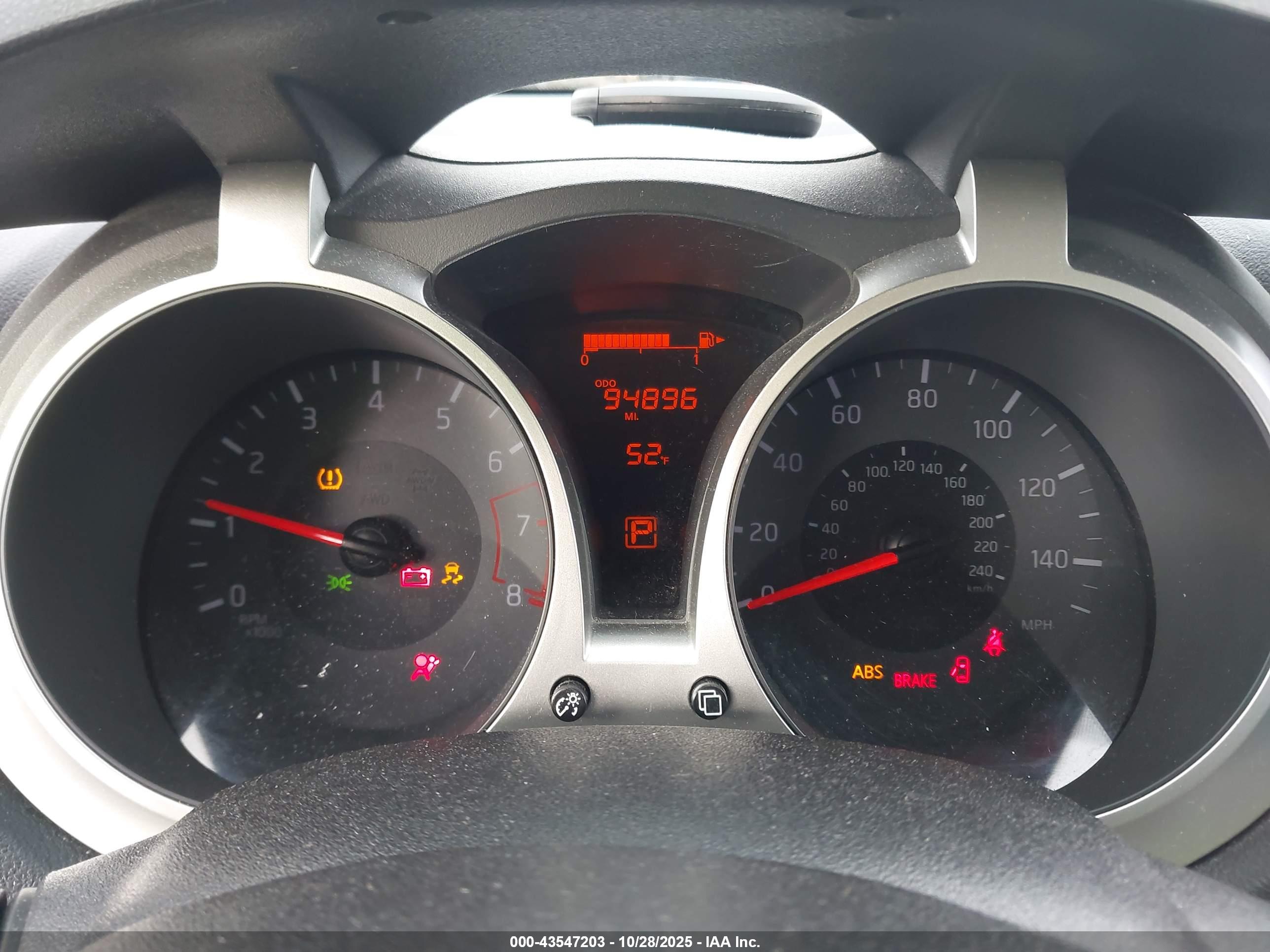 NISSAN JUKE image 7
