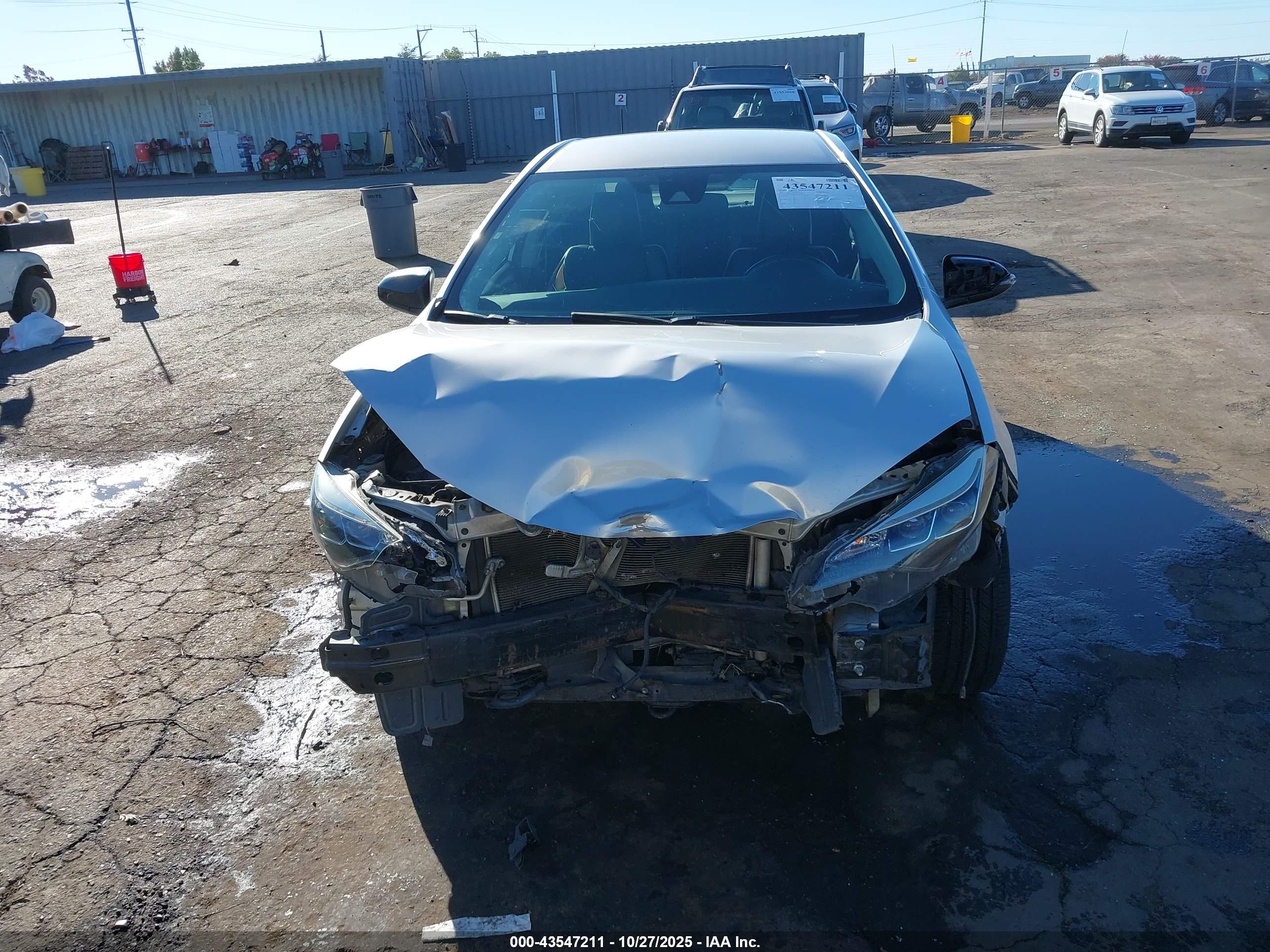 TOYOTA COROLLA image 6