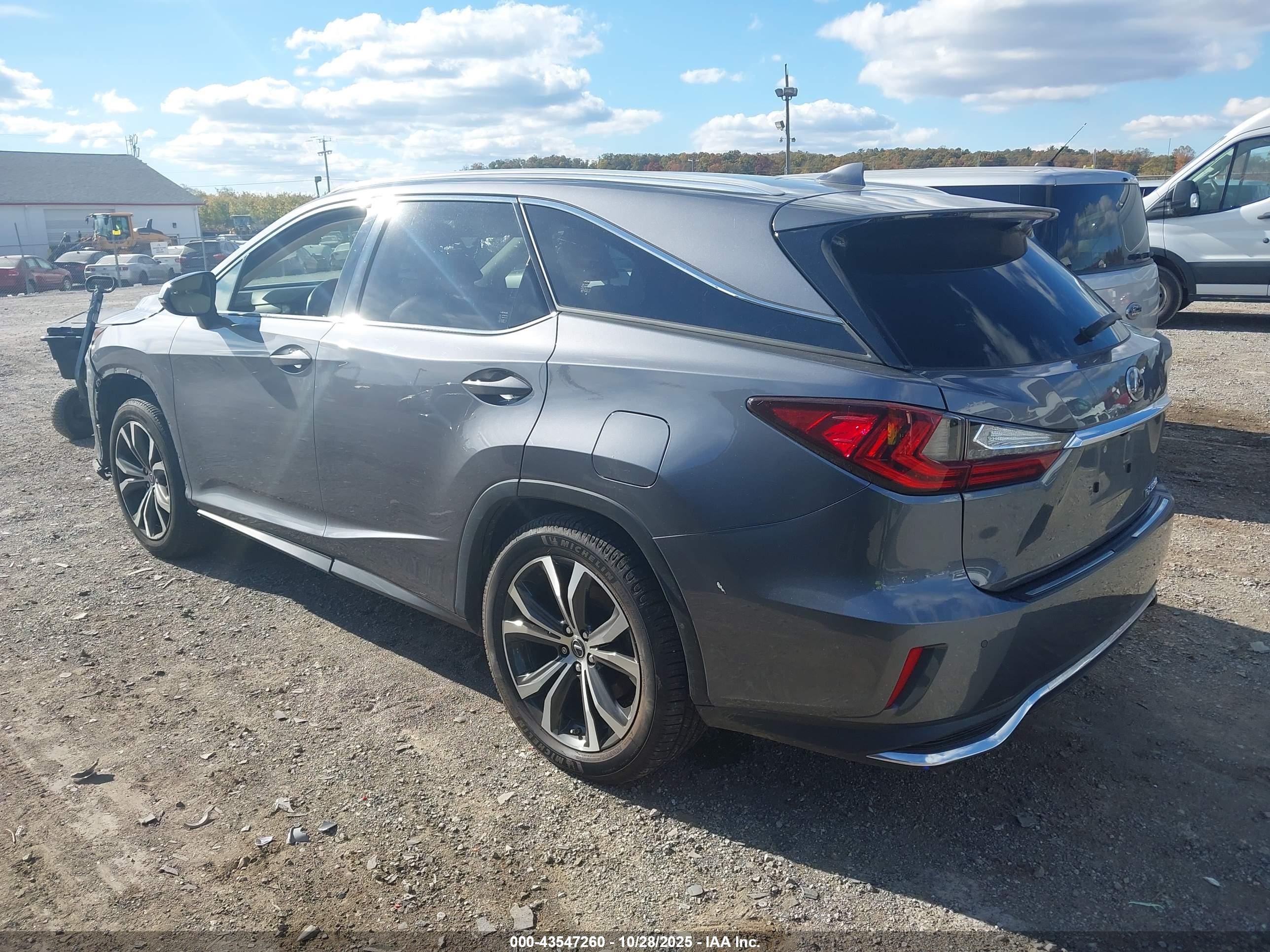 LEXUS RX image 3