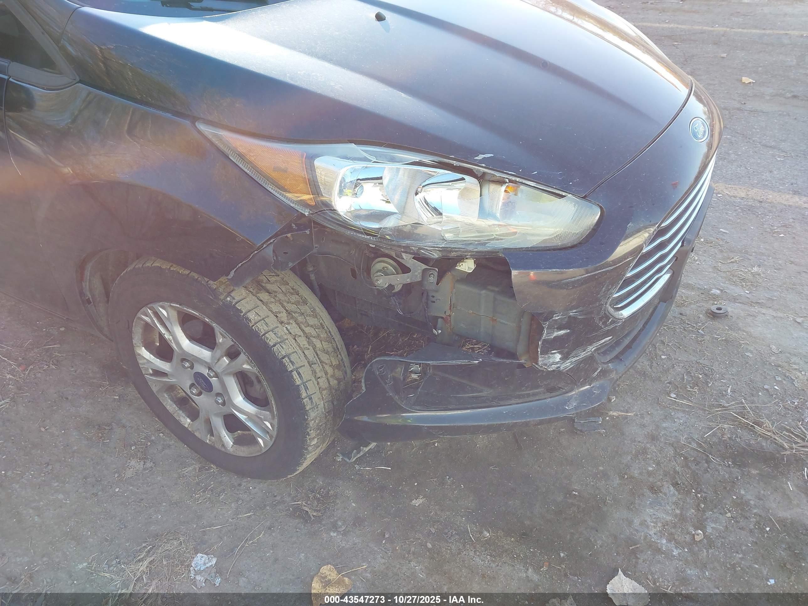 FORD FIESTA image 6