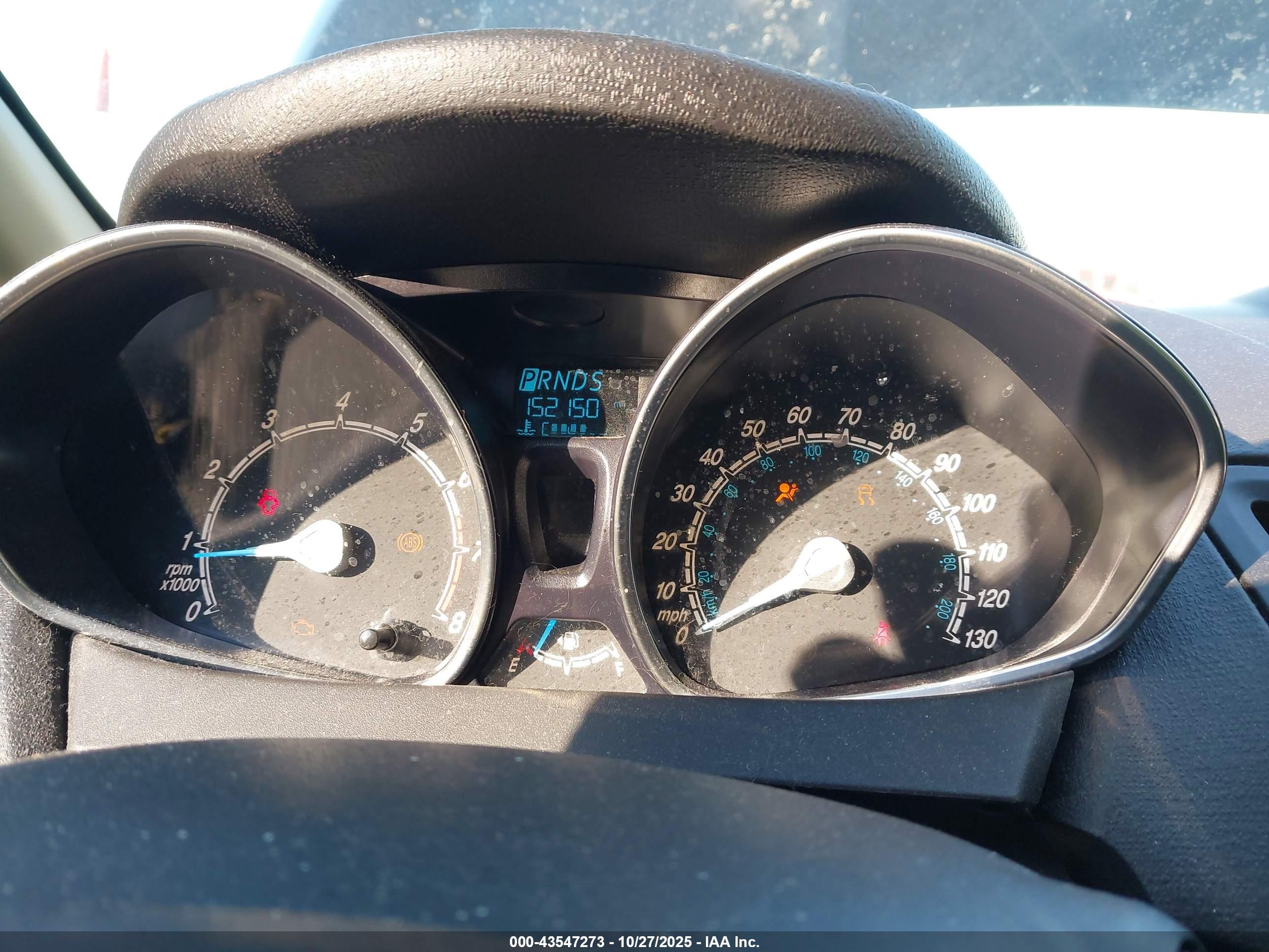 FORD FIESTA image 7