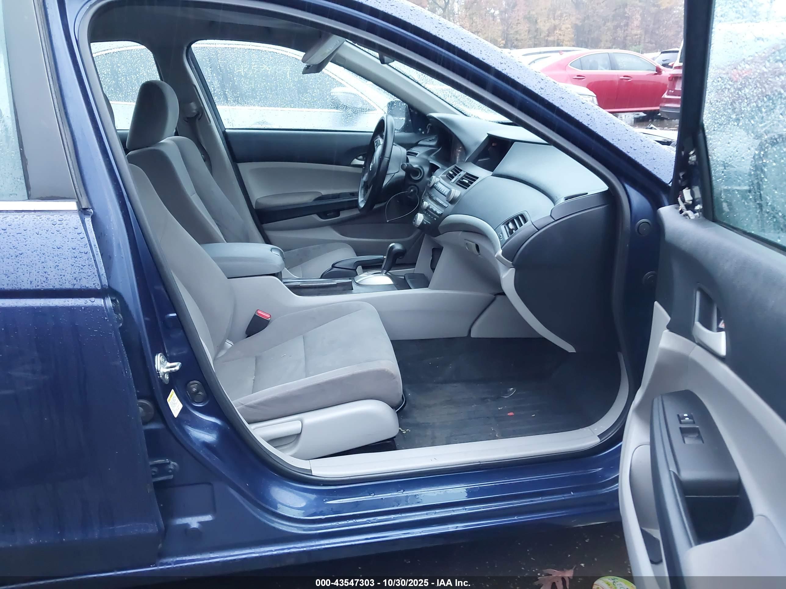 HONDA ACCORD image 5