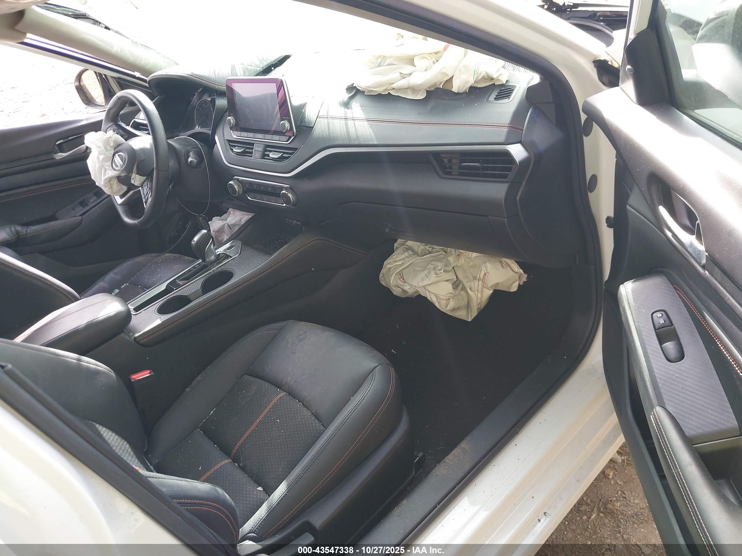 NISSAN ALTIMA image 5