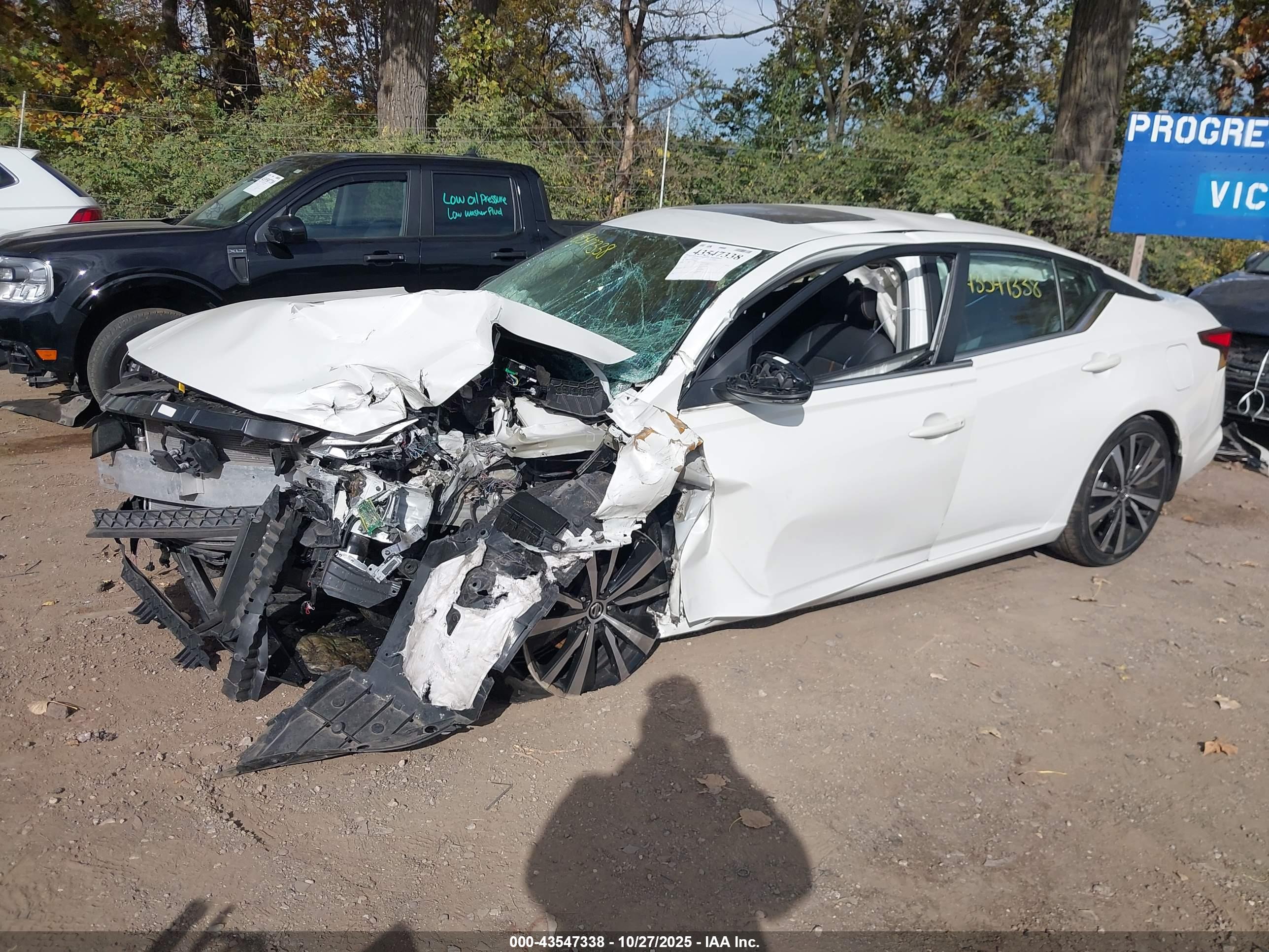 NISSAN ALTIMA image 6