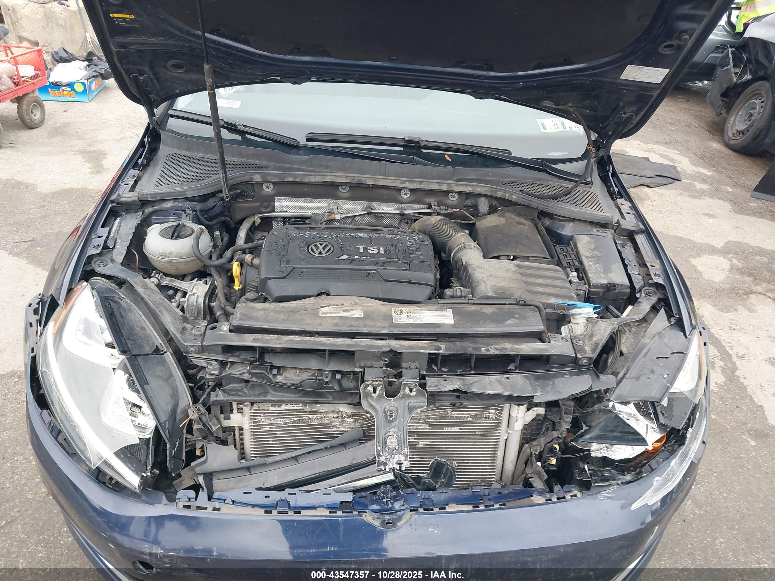 VOLKSWAGEN GOLF image 10