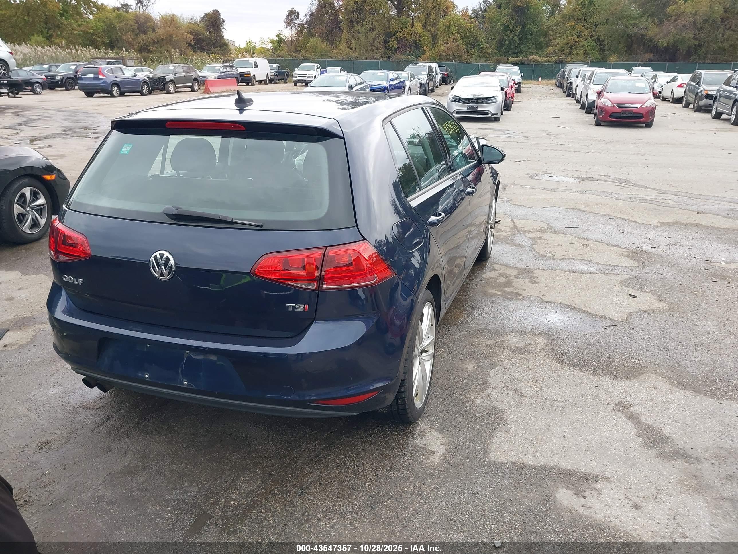 VOLKSWAGEN GOLF image 4
