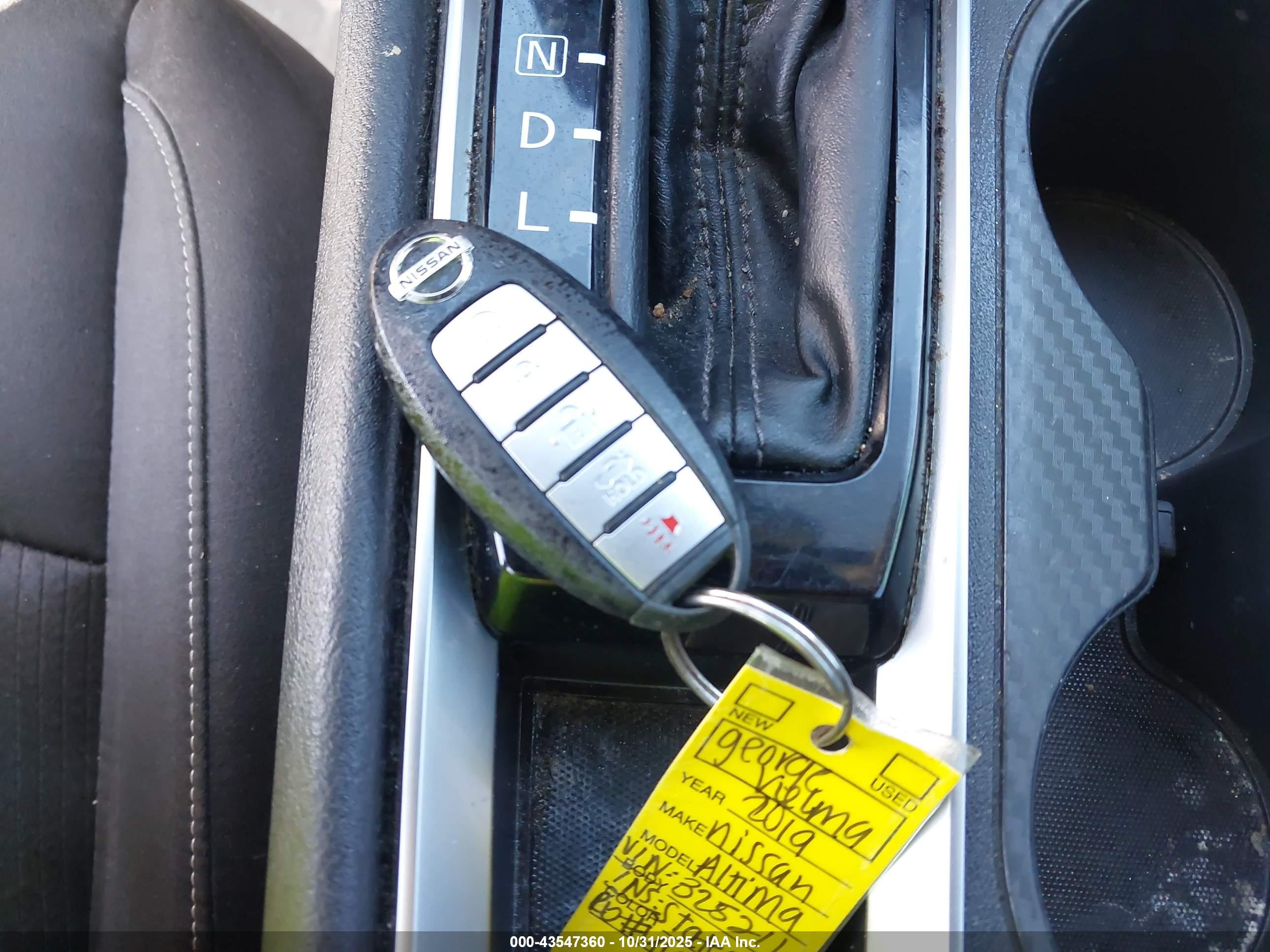NISSAN ALTIMA image 11