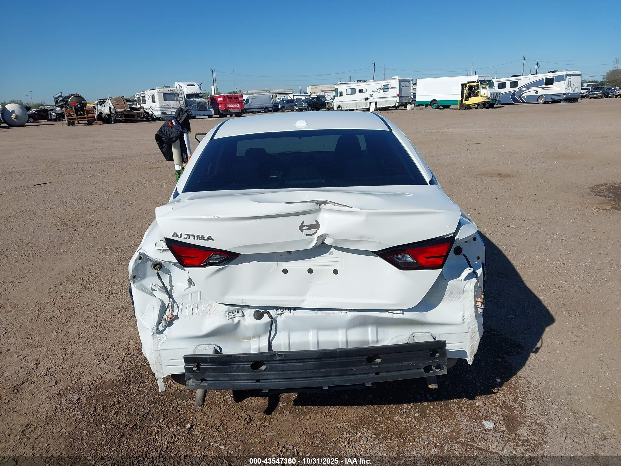 NISSAN ALTIMA image 6