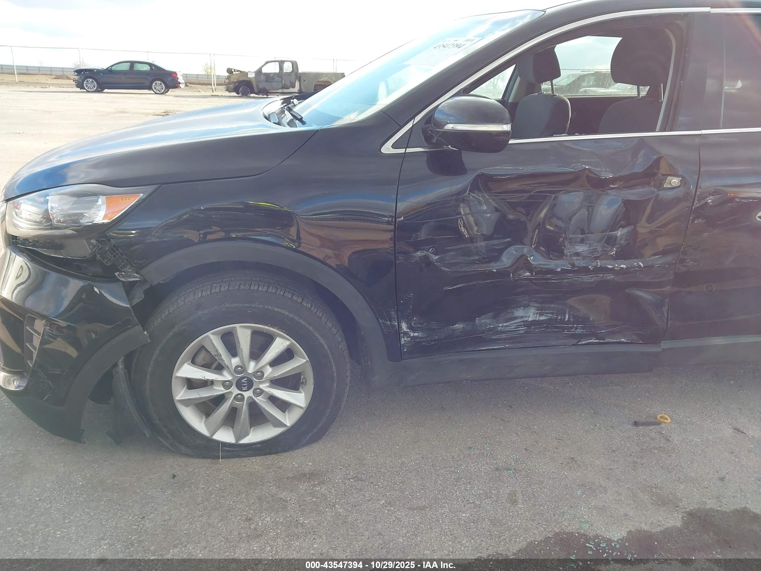 KIA SORENTO image 6