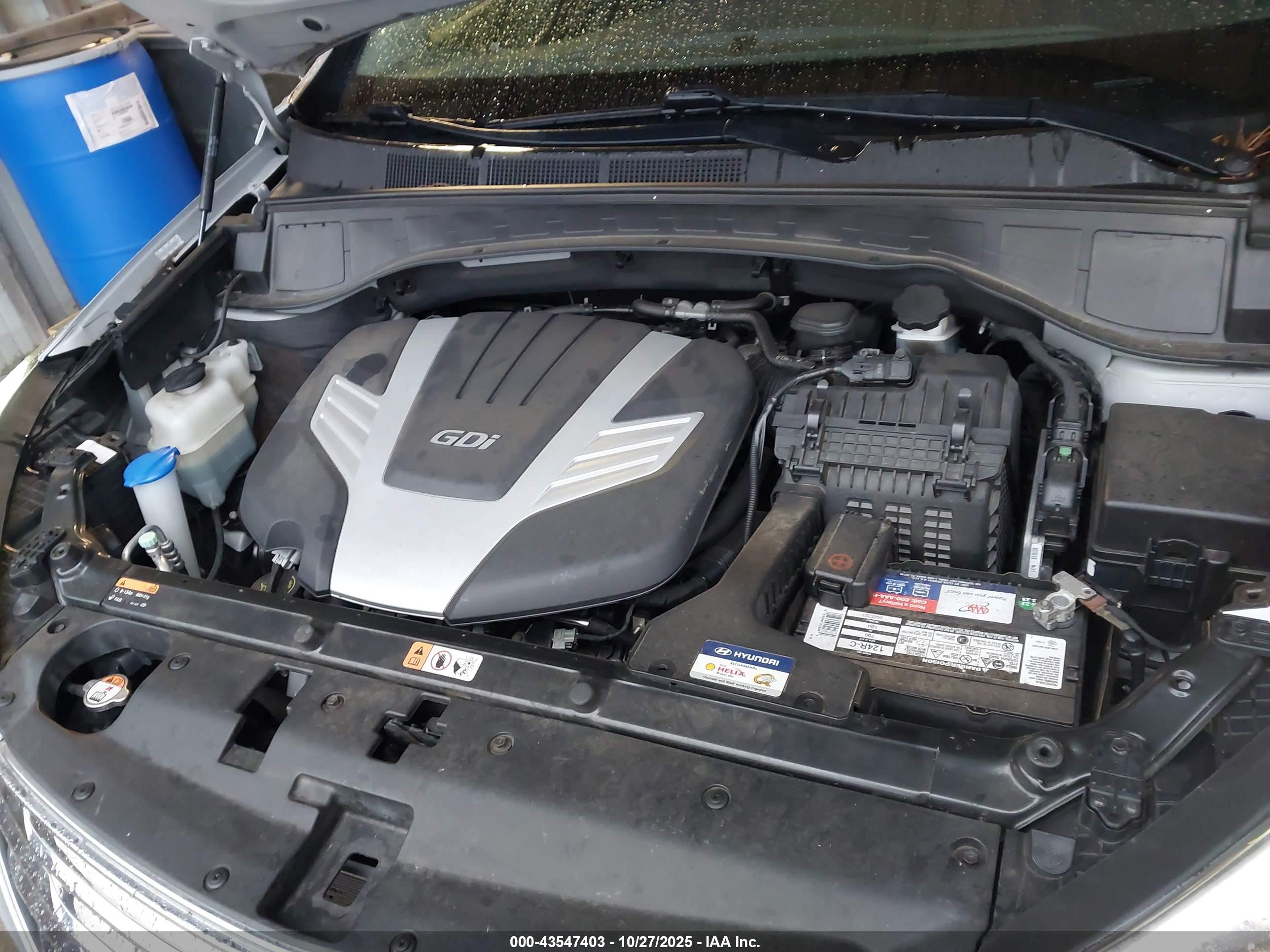 HYUNDAI SANTA image 10