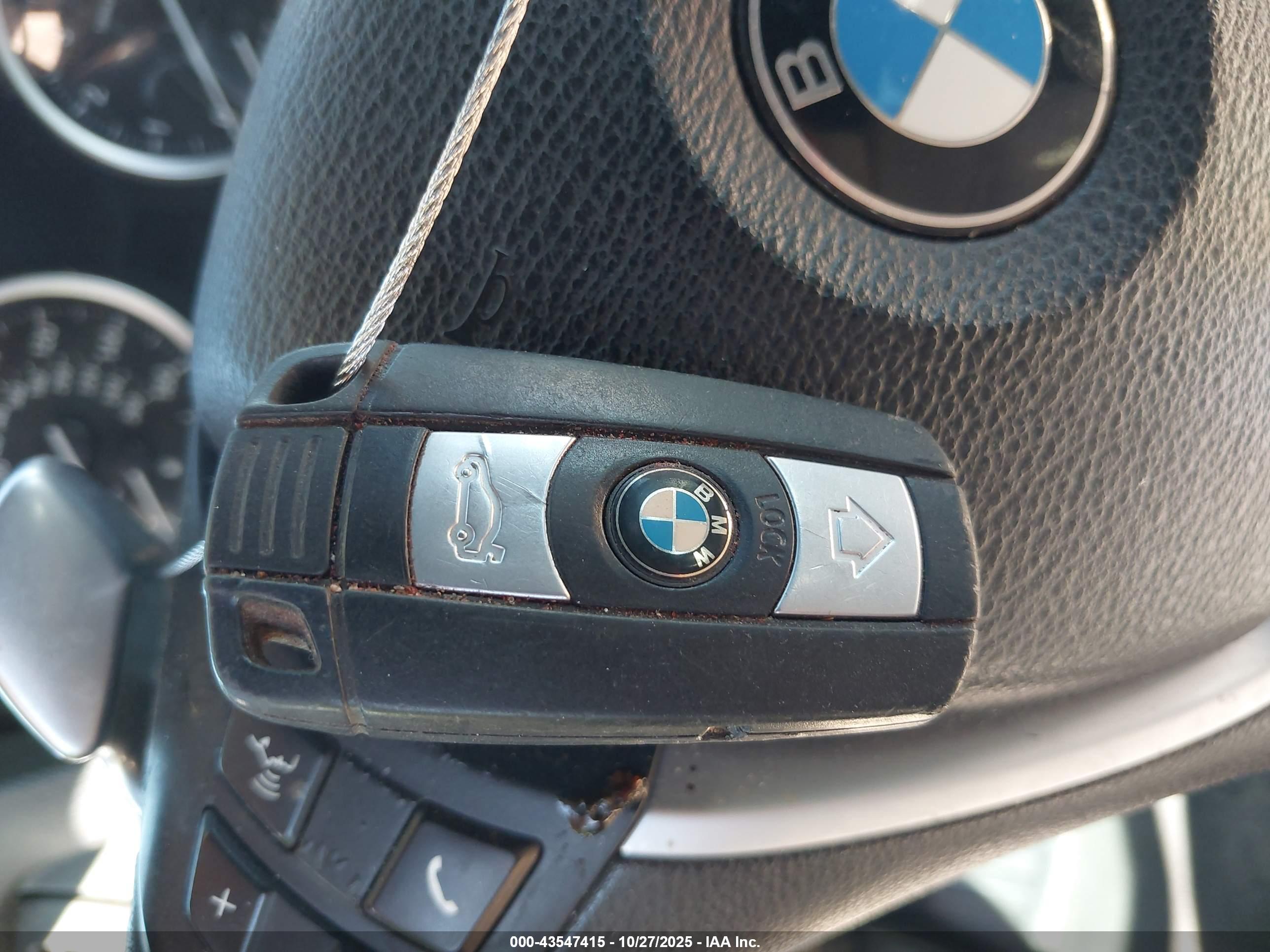 BMW X6 image 11