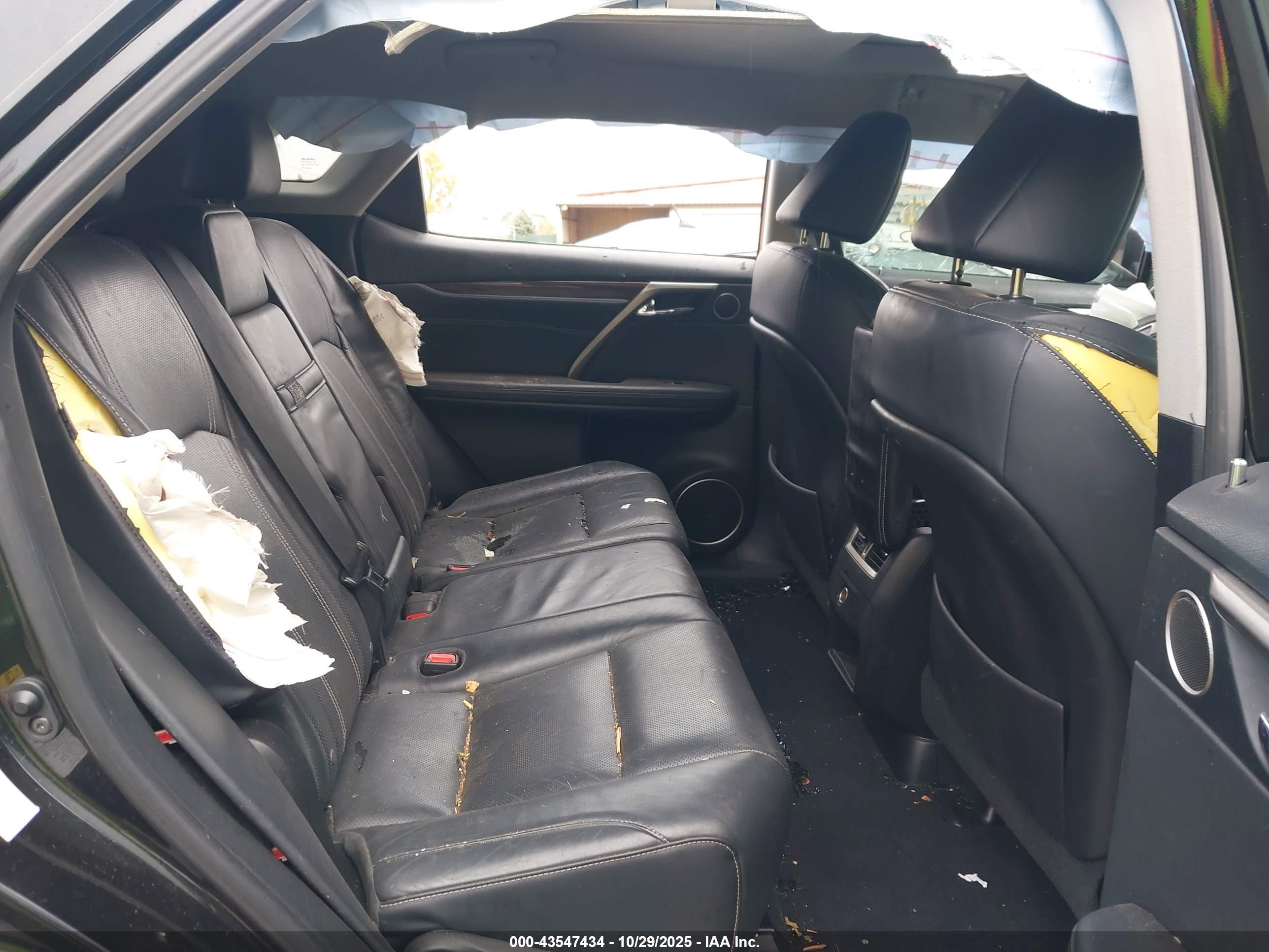 LEXUS RX image 8