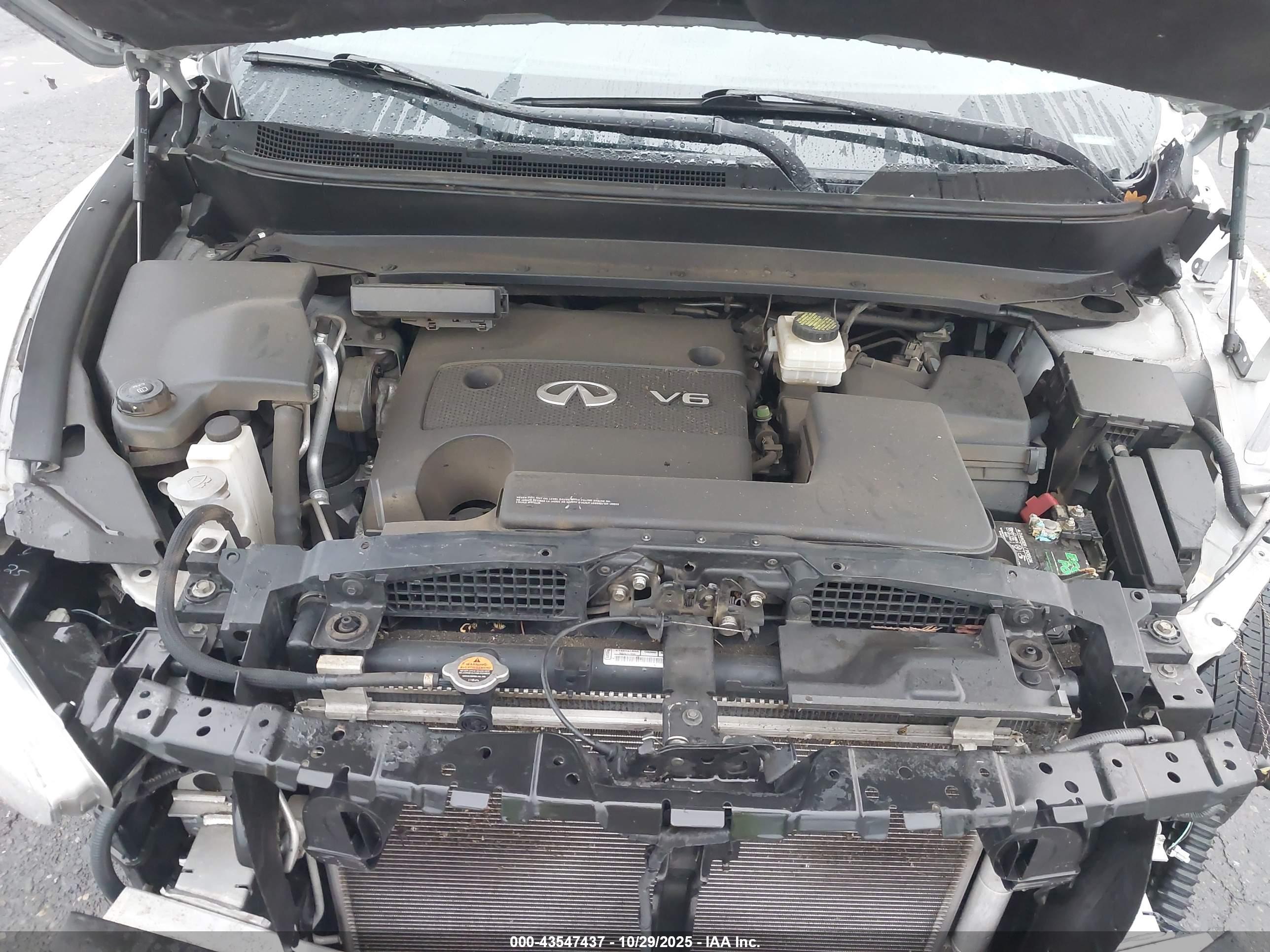 INFINITI QX60 image 10