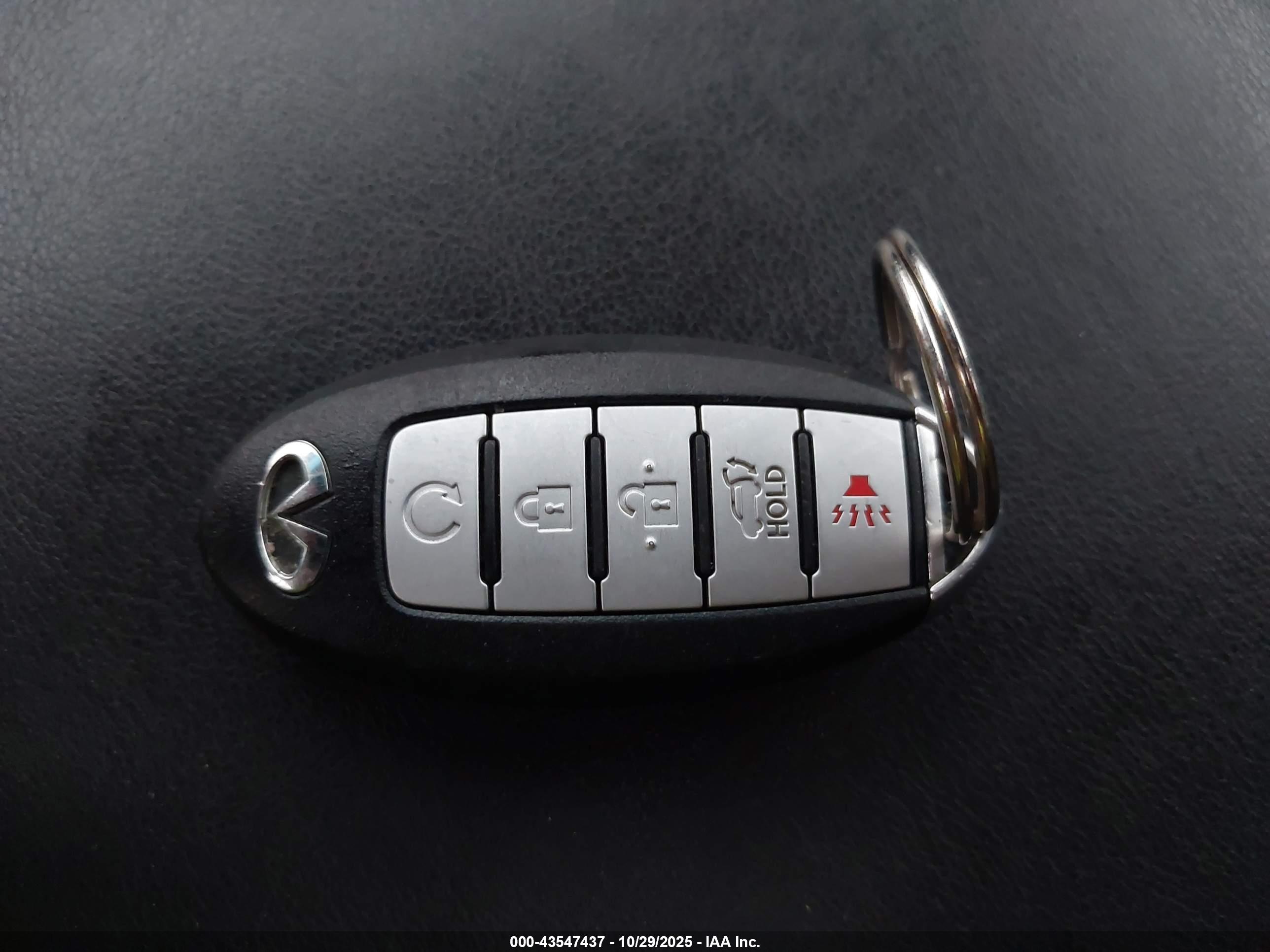 INFINITI QX60 image 11