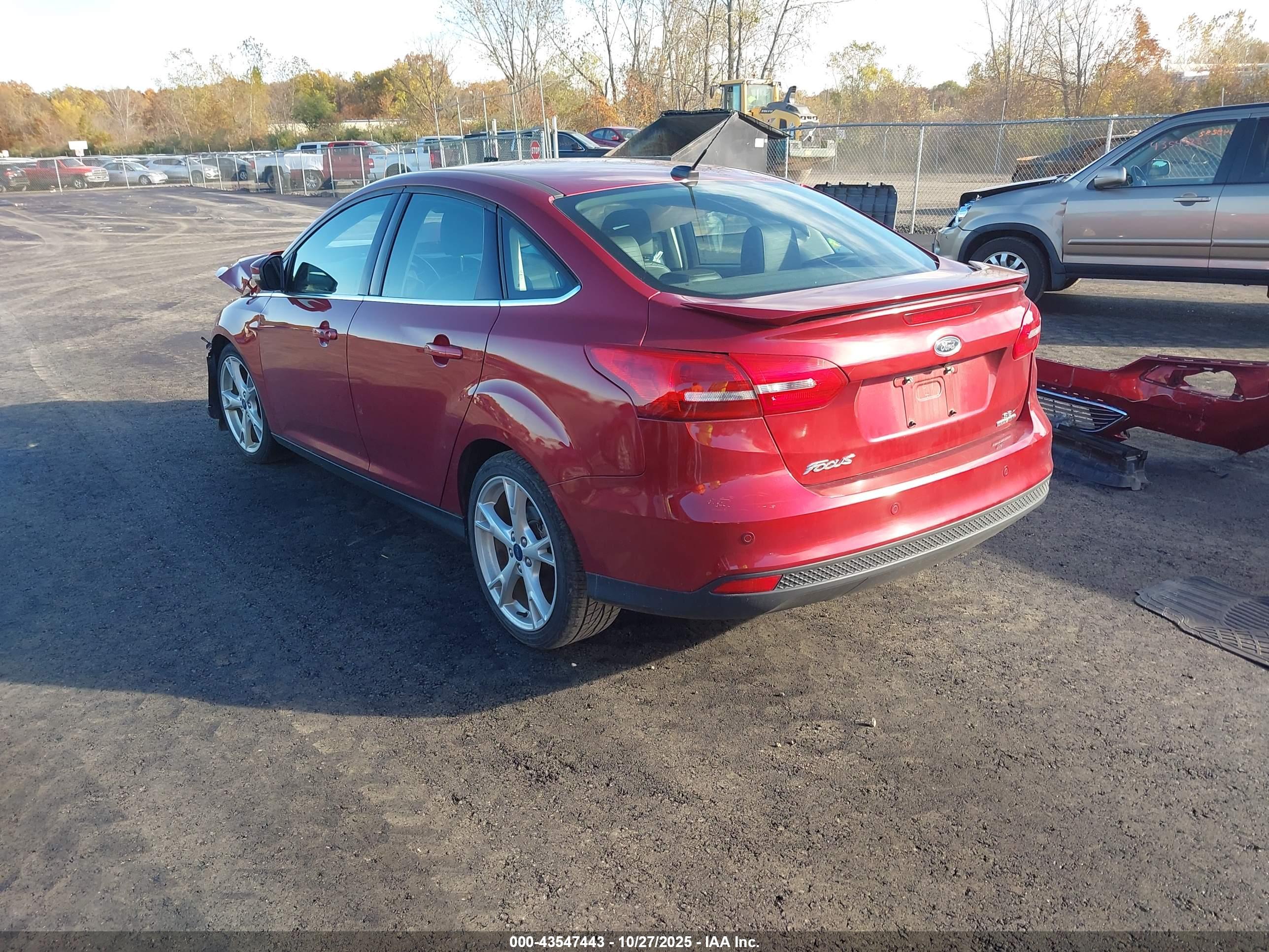 FORD FOCUS image 3