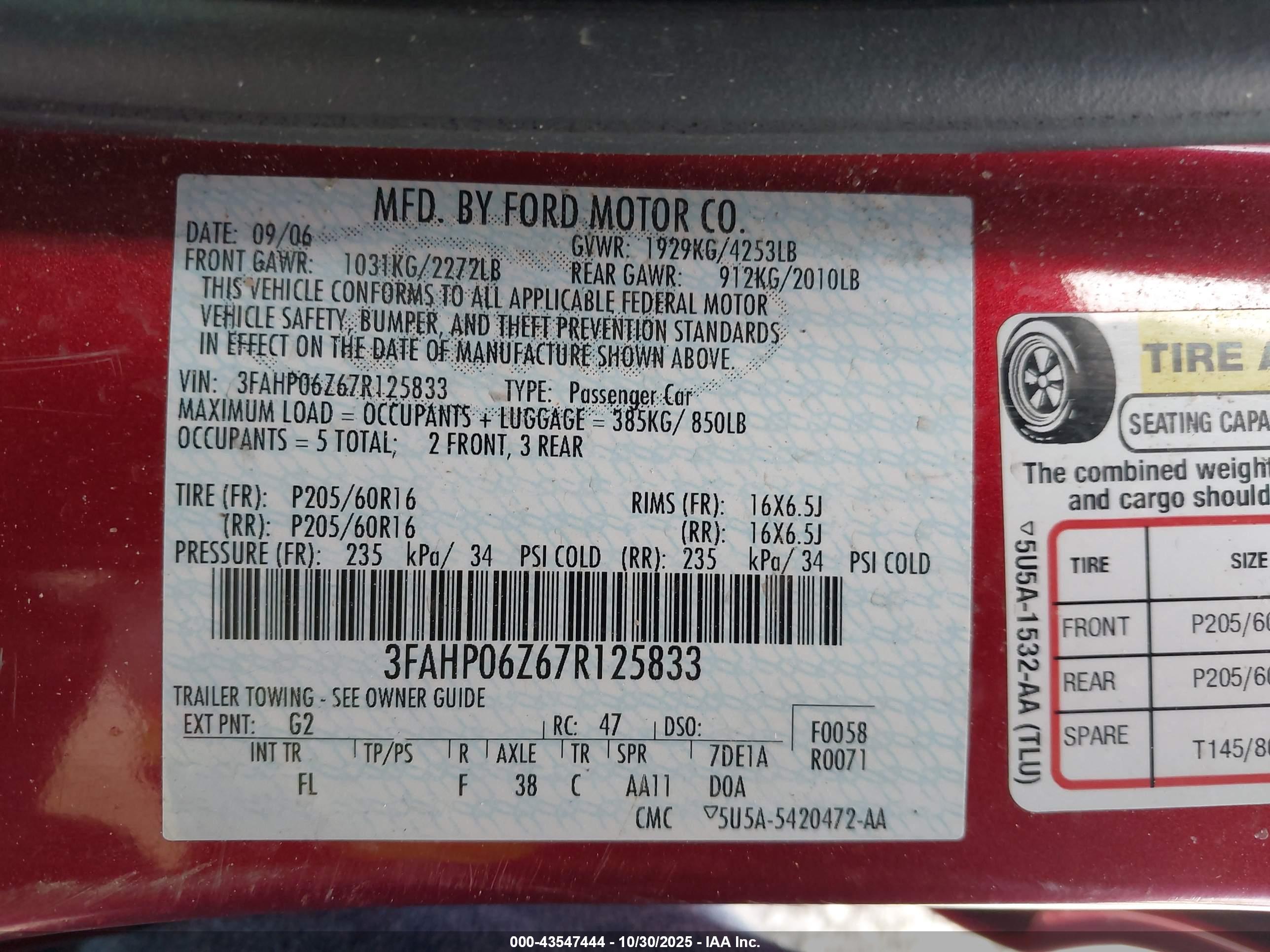 FORD FUSION image 9