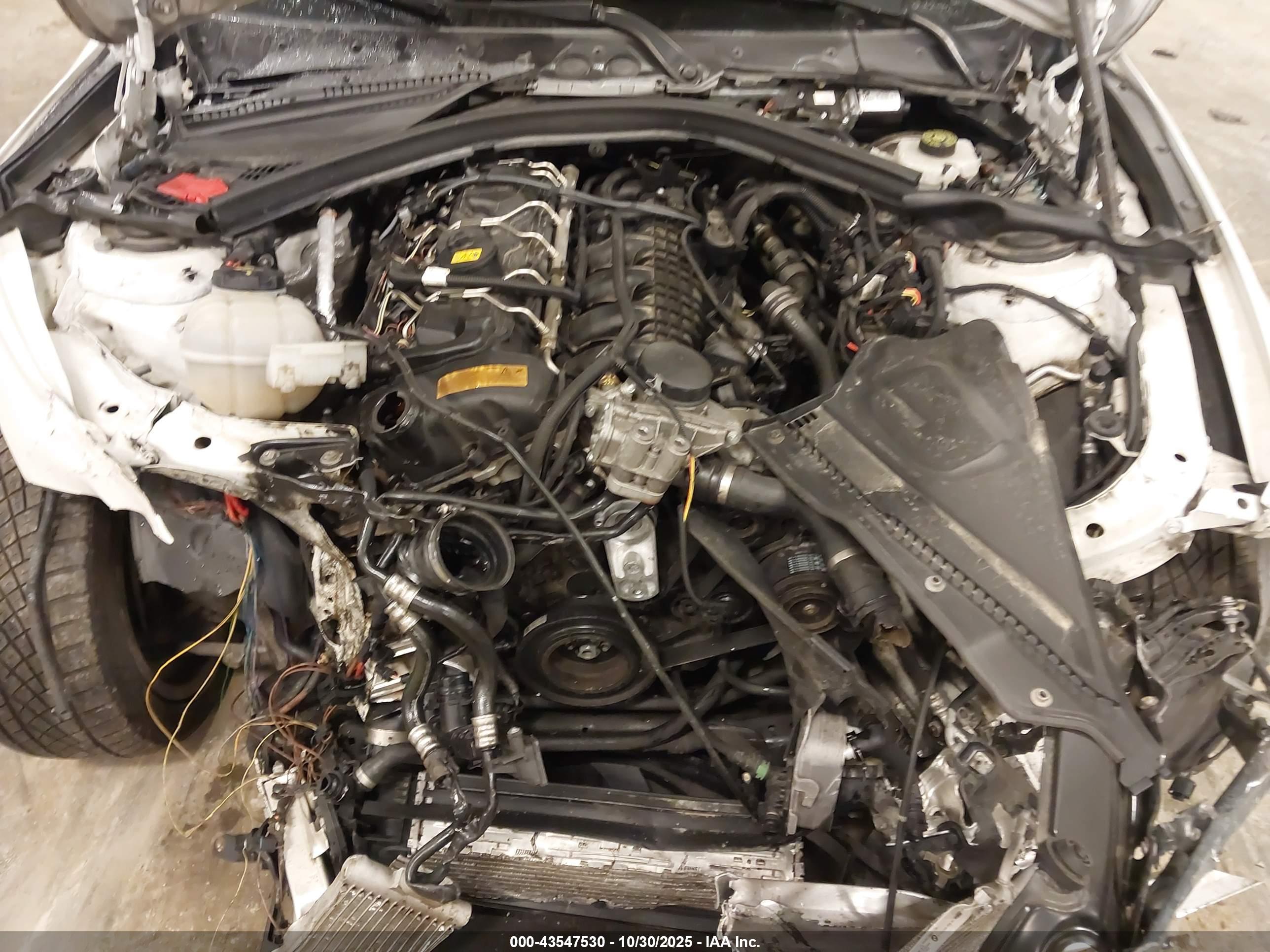 BMW 335I image 10