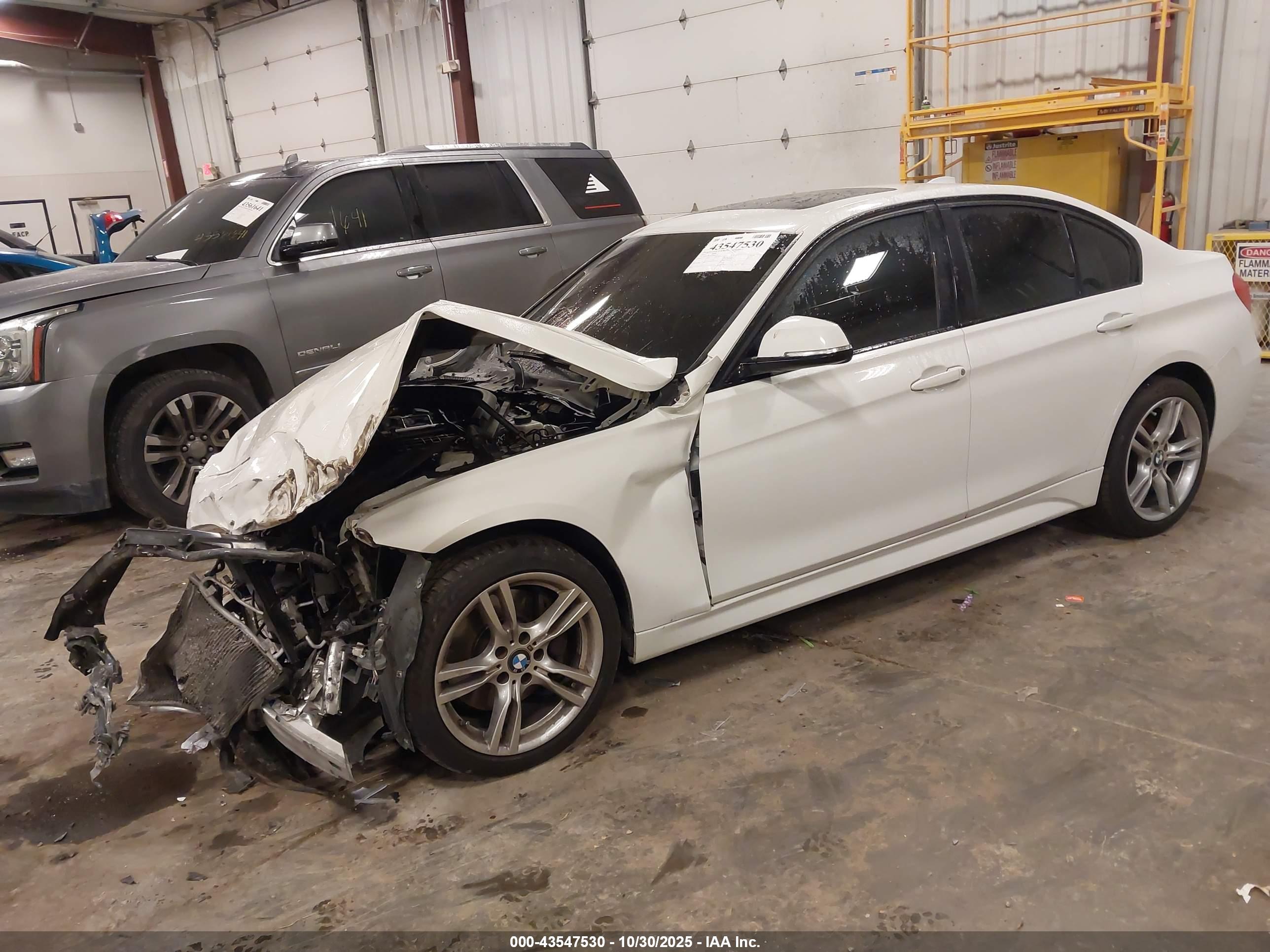 BMW 335I image 2
