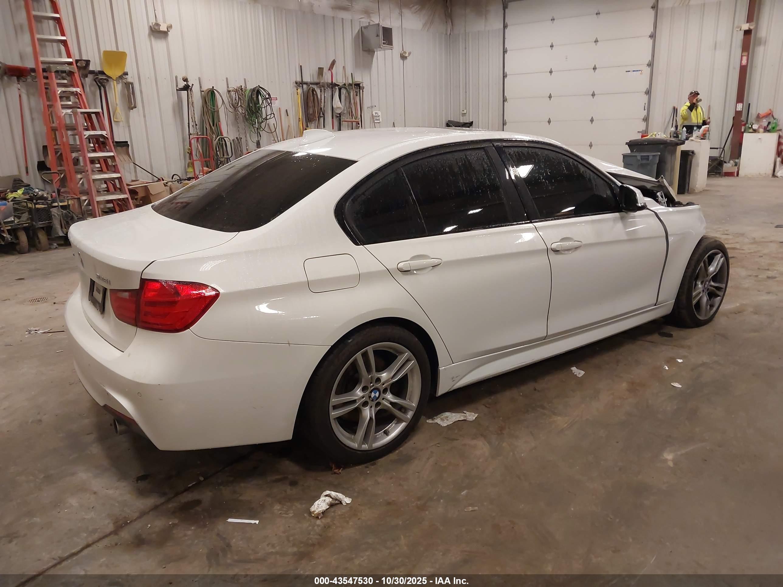 BMW 335I image 4