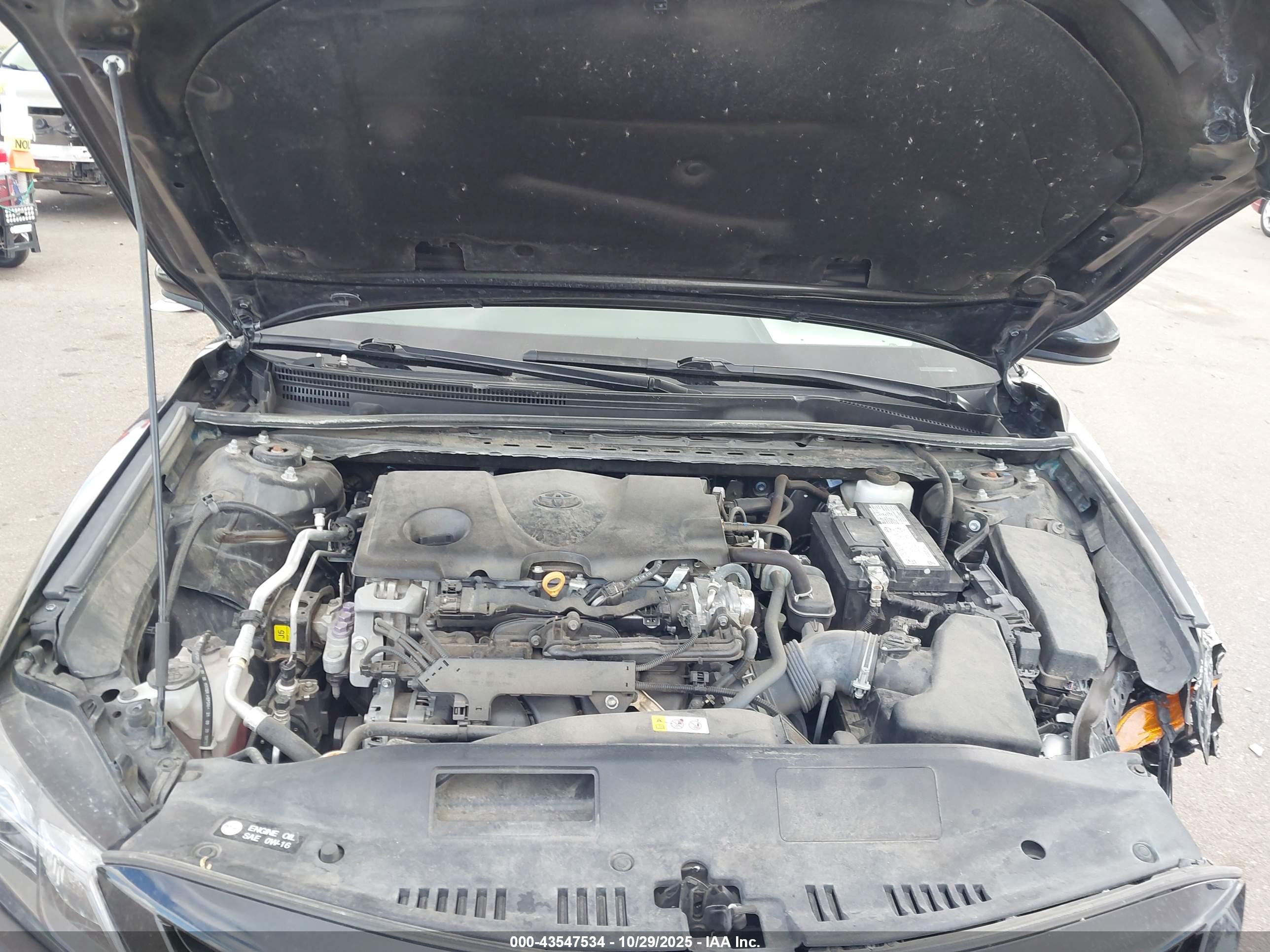 TOYOTA CAMRY image 10