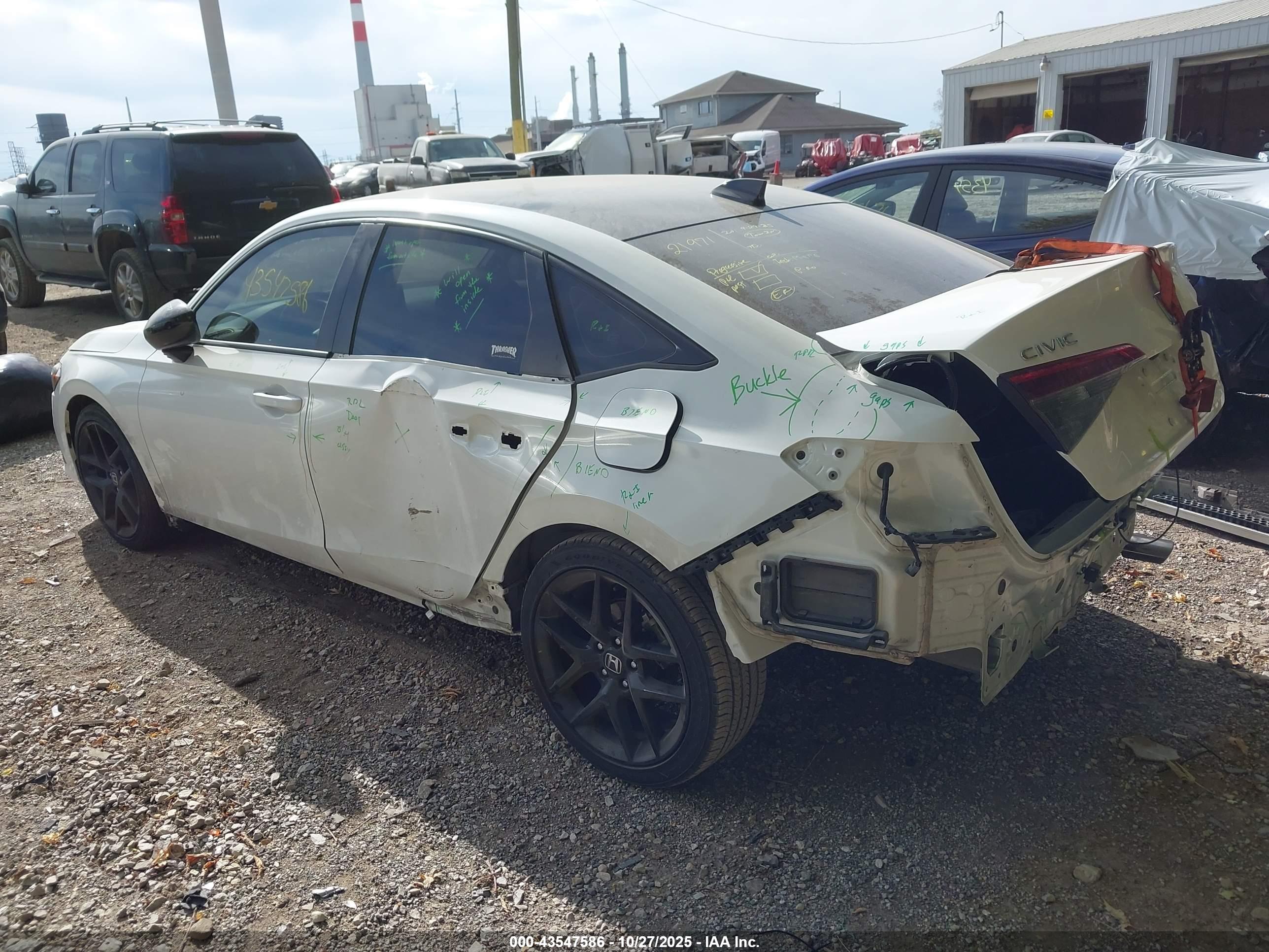 HONDA CIVIC image 3