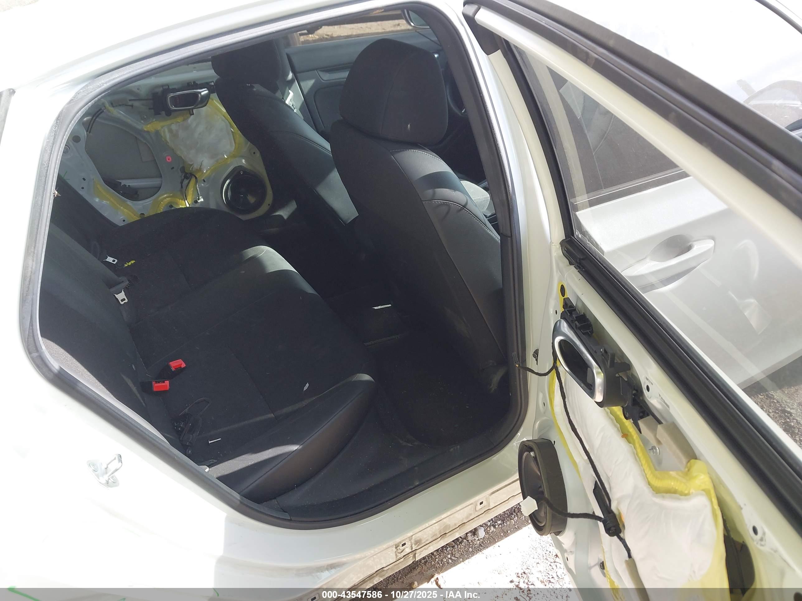 HONDA CIVIC image 8