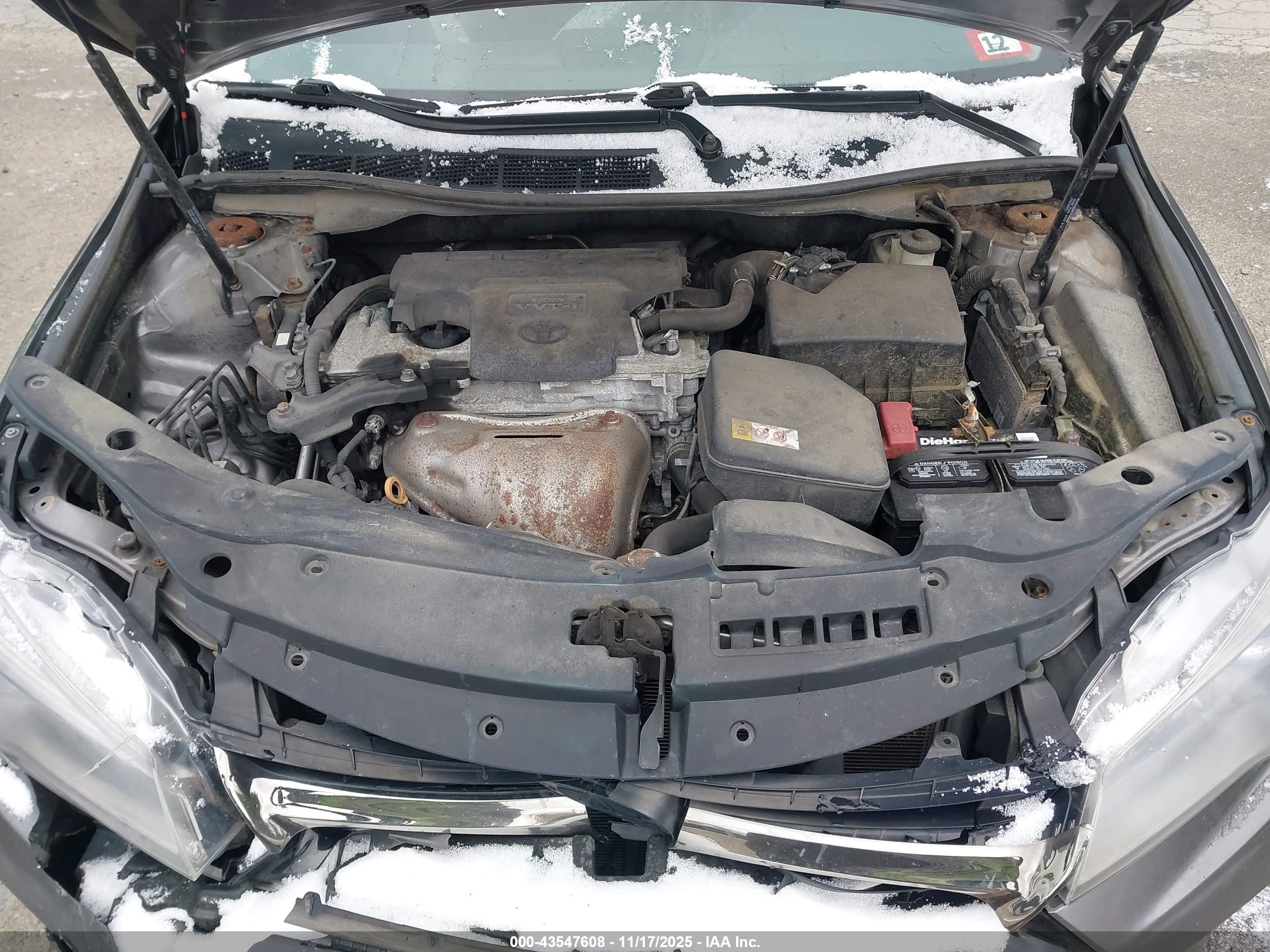 TOYOTA CAMRY image 10