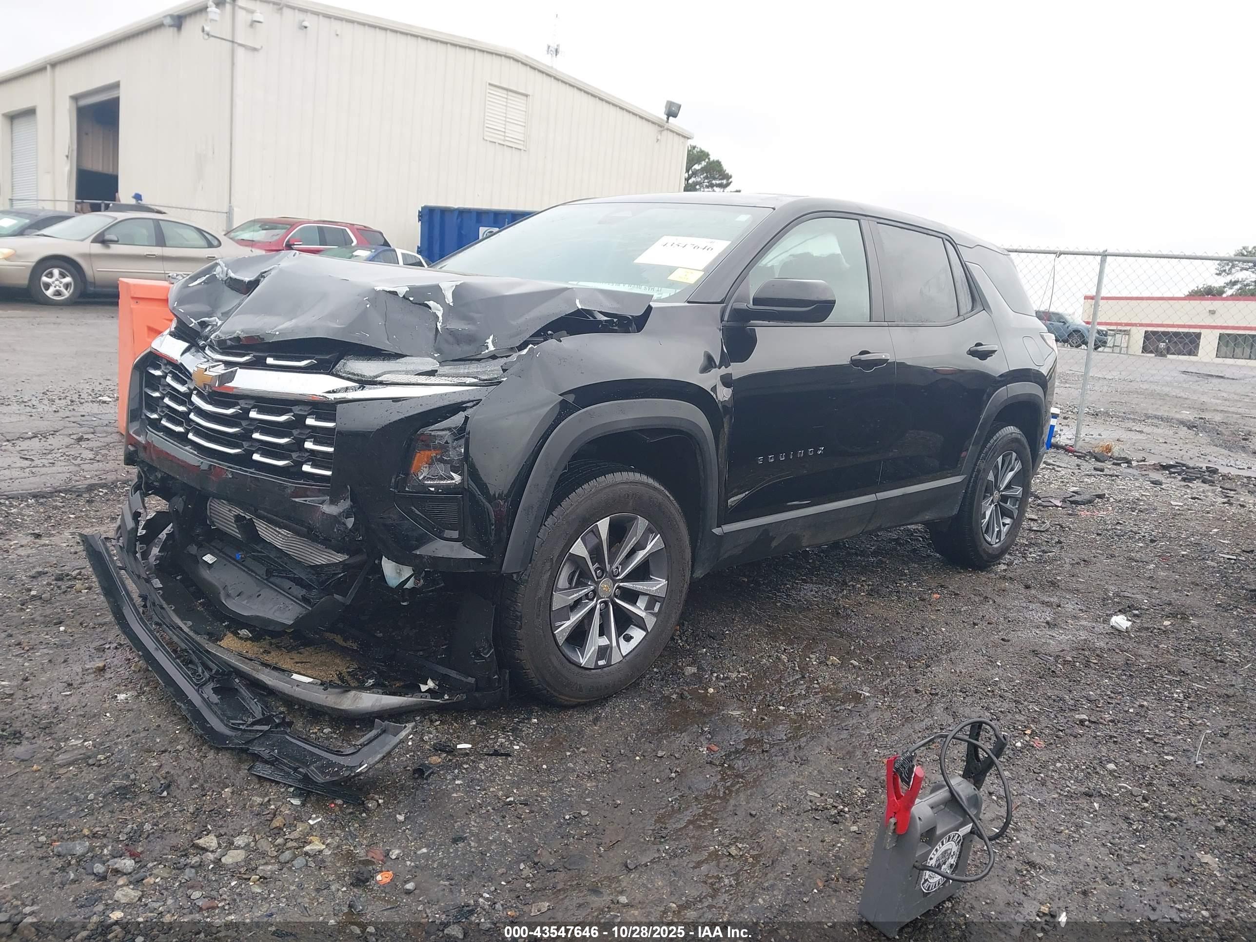 CHEVROLET EQUINOX image 2