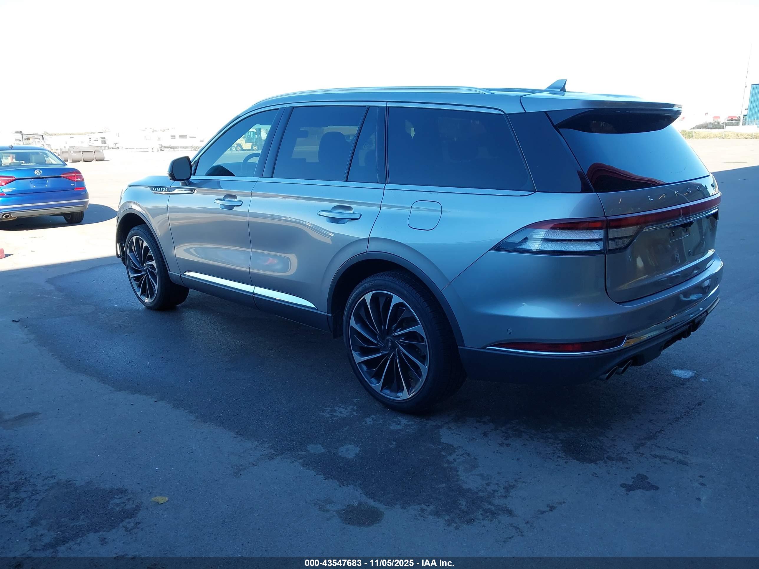LINCOLN AVIATOR image 3
