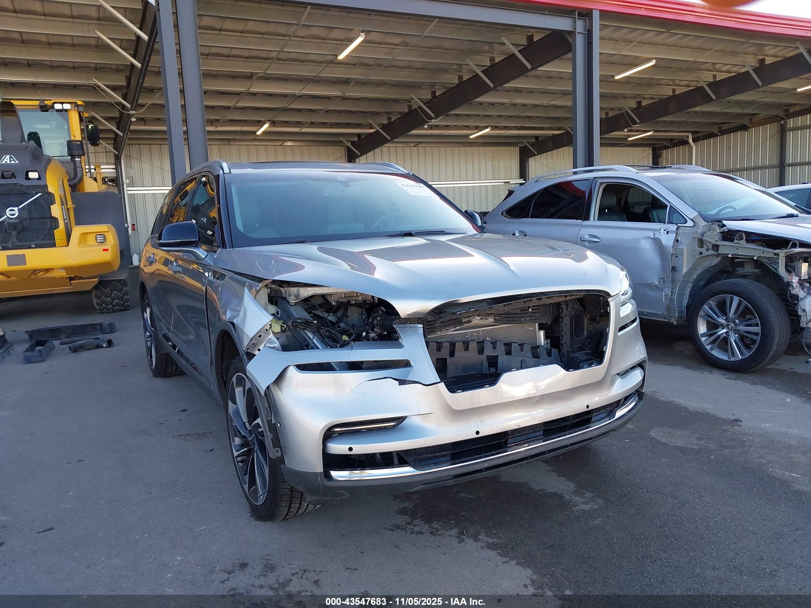 LINCOLN AVIATOR image 6